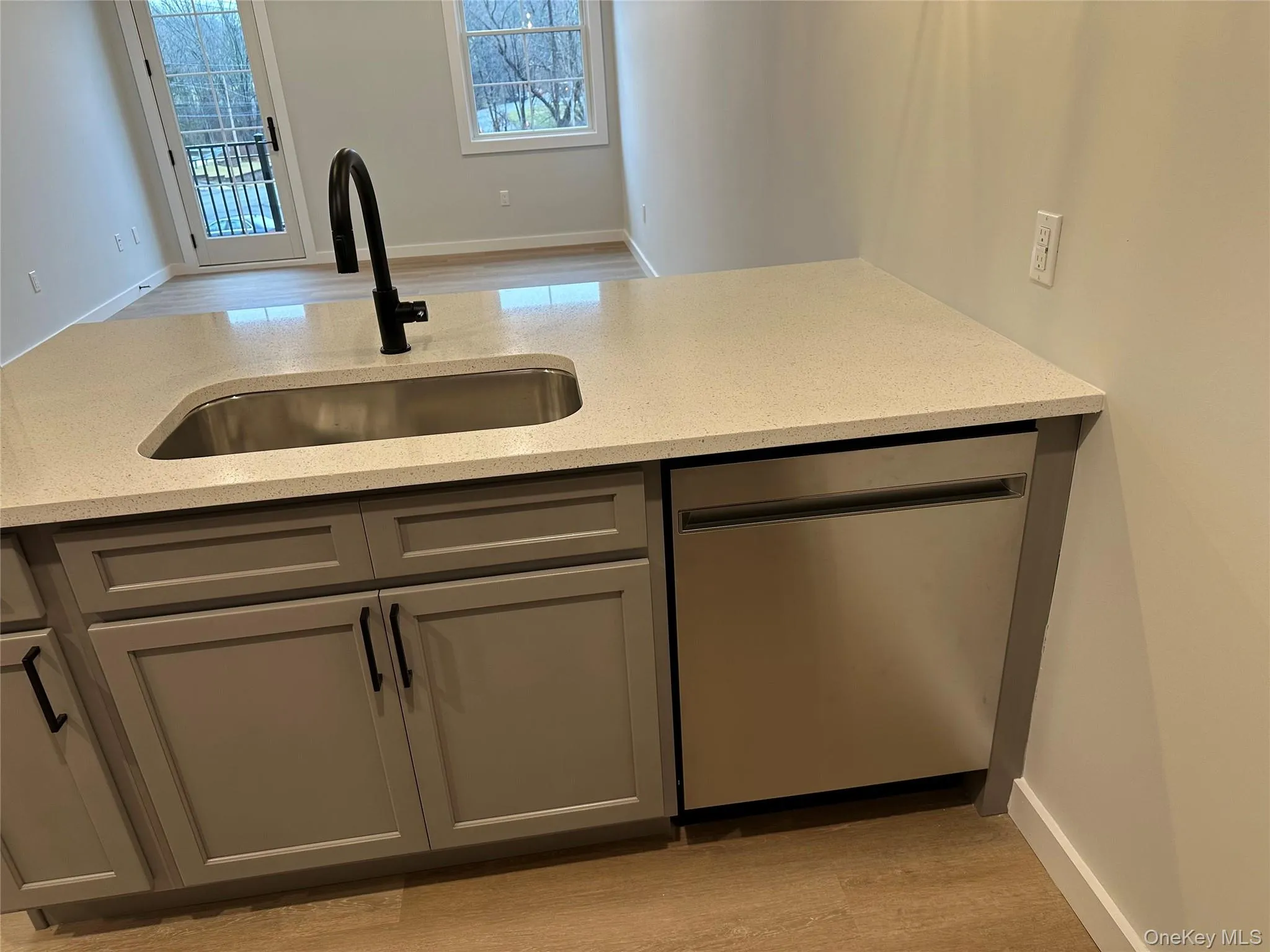 13 Forester Avenue, Warwick (town), NY, 1 Bedroom Bedrooms, 3 Rooms Rooms,1 BathroomBathrooms,Residential Lease,For Rent,Forester,0,1011632 13 Forester Avenue, Warwick (town), NY, 1 Bedroom Bedrooms, 3 Rooms Rooms,1 BathroomBathrooms,Residential Lease,For Rent,Forester,0,1011632