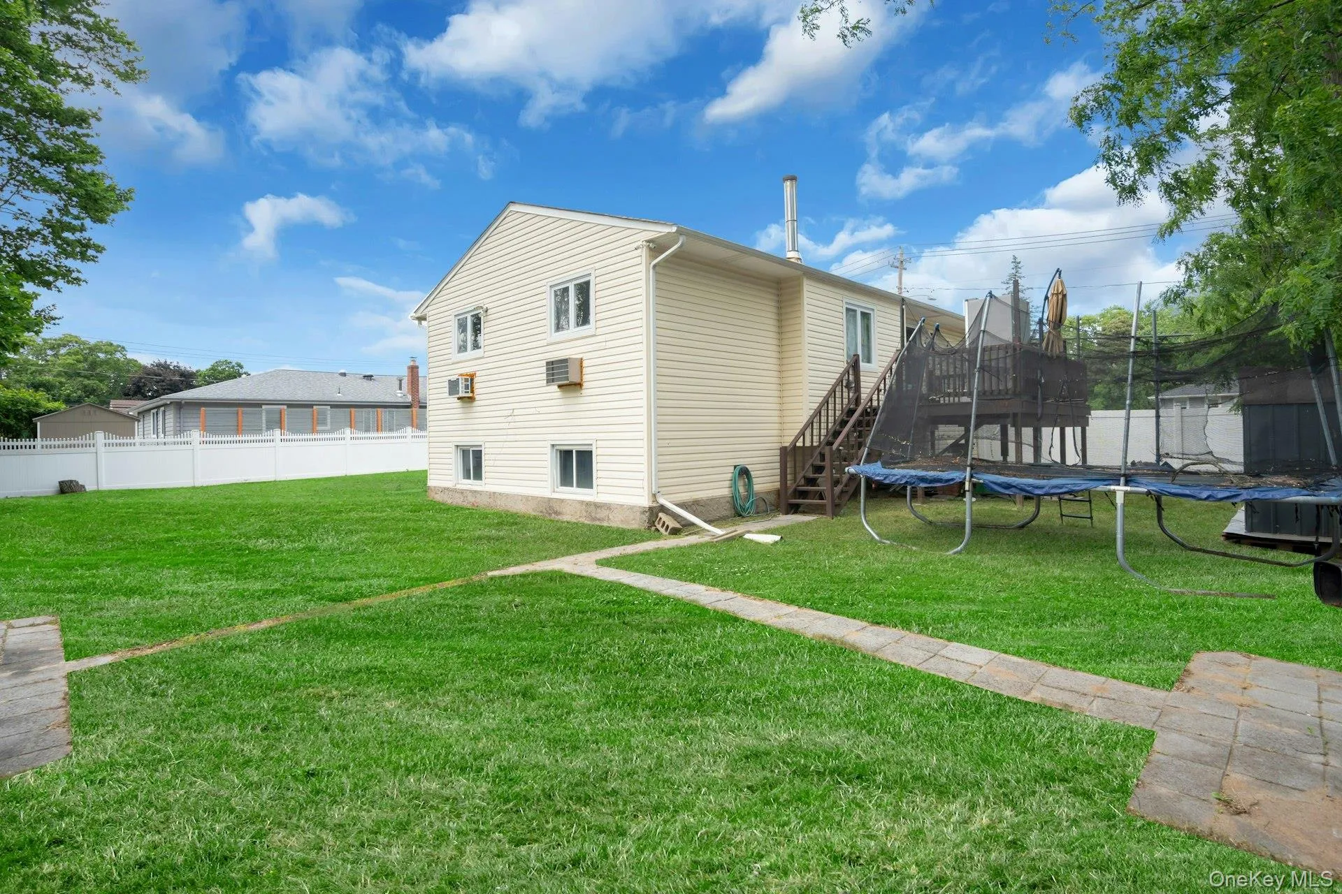 96 Huron Drive, Islip, NY, 6 Bedrooms Bedrooms, 12 Rooms Rooms,2 BathroomsBathrooms,Residential,For Rent,Huron,0,1011634 96 Huron Drive, Islip, NY, 6 Bedrooms Bedrooms, 12 Rooms Rooms,2 BathroomsBathrooms,Residential,For Rent,Huron,0,1011634