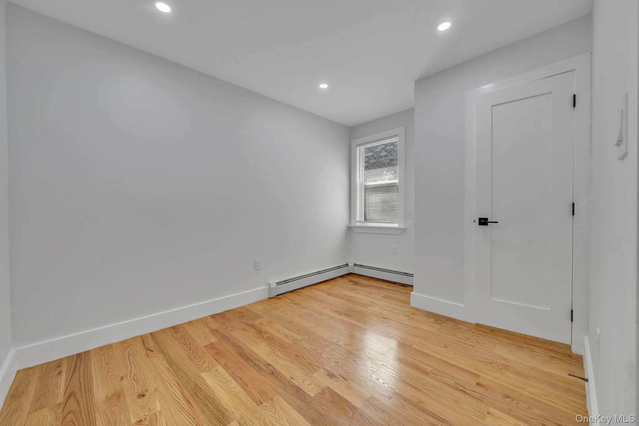 1014 Quincy Avenue, New York, NY, 4 Bedrooms Bedrooms, 7 Rooms Rooms,2 BathroomsBathrooms,Residential,For Rent,Quincy,0,1011639 1014 Quincy Avenue, New York, NY, 4 Bedrooms Bedrooms, 7 Rooms Rooms,2 BathroomsBathrooms,Residential,For Rent,Quincy,0,1011639