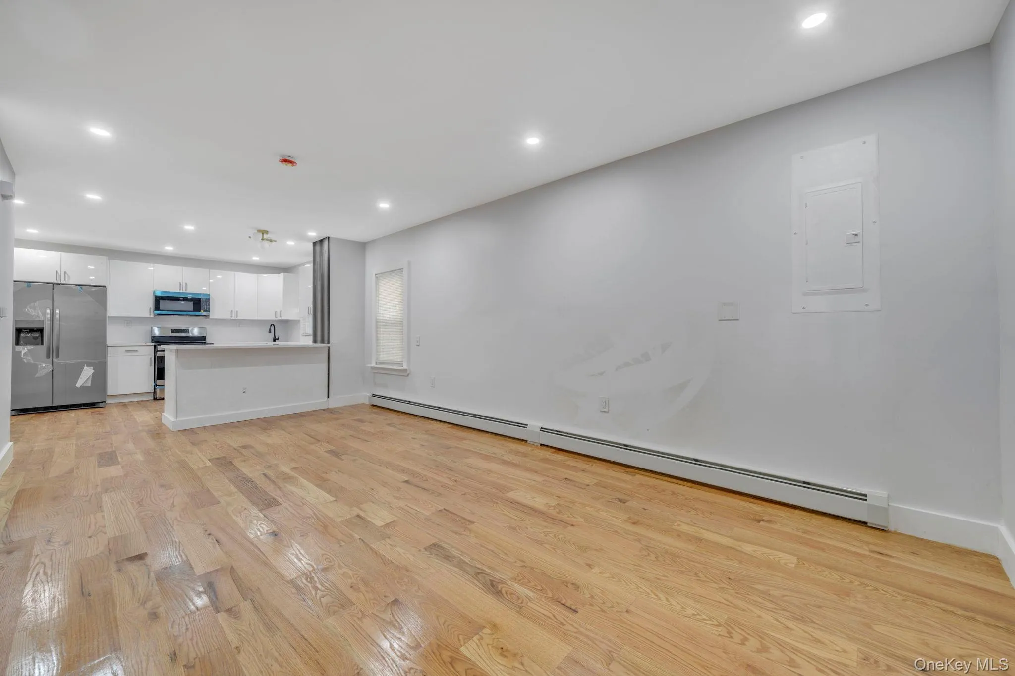 1014 Quincy Avenue, New York, NY, 4 Bedrooms Bedrooms, 7 Rooms Rooms,2 BathroomsBathrooms,Residential,For Rent,Quincy,0,1011639 1014 Quincy Avenue, New York, NY, 4 Bedrooms Bedrooms, 7 Rooms Rooms,2 BathroomsBathrooms,Residential,For Rent,Quincy,0,1011639
