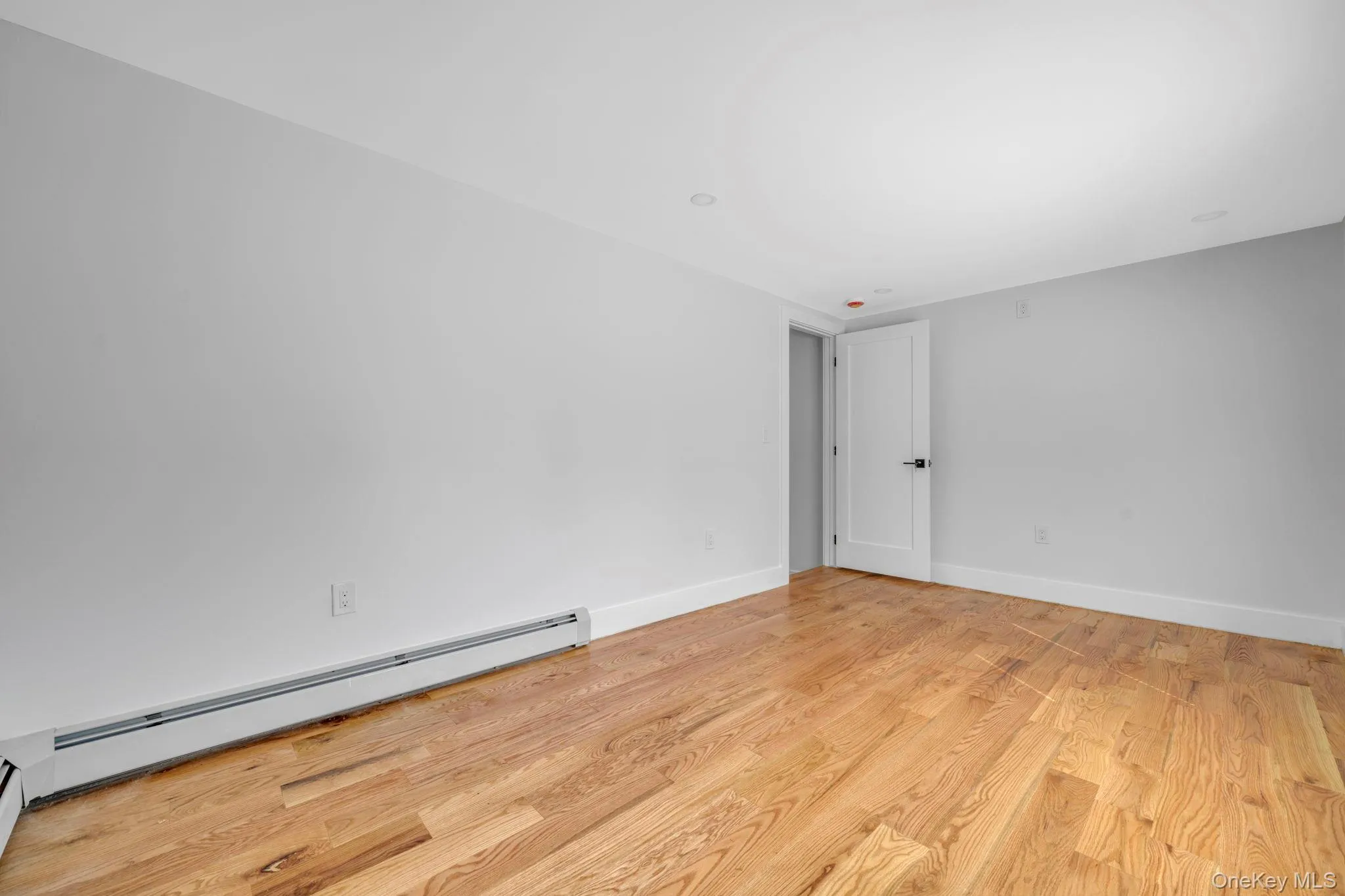 1014 Quincy Avenue, New York, NY, 4 Bedrooms Bedrooms, 7 Rooms Rooms,2 BathroomsBathrooms,Residential,For Rent,Quincy,0,1011639 1014 Quincy Avenue, New York, NY, 4 Bedrooms Bedrooms, 7 Rooms Rooms,2 BathroomsBathrooms,Residential,For Rent,Quincy,0,1011639