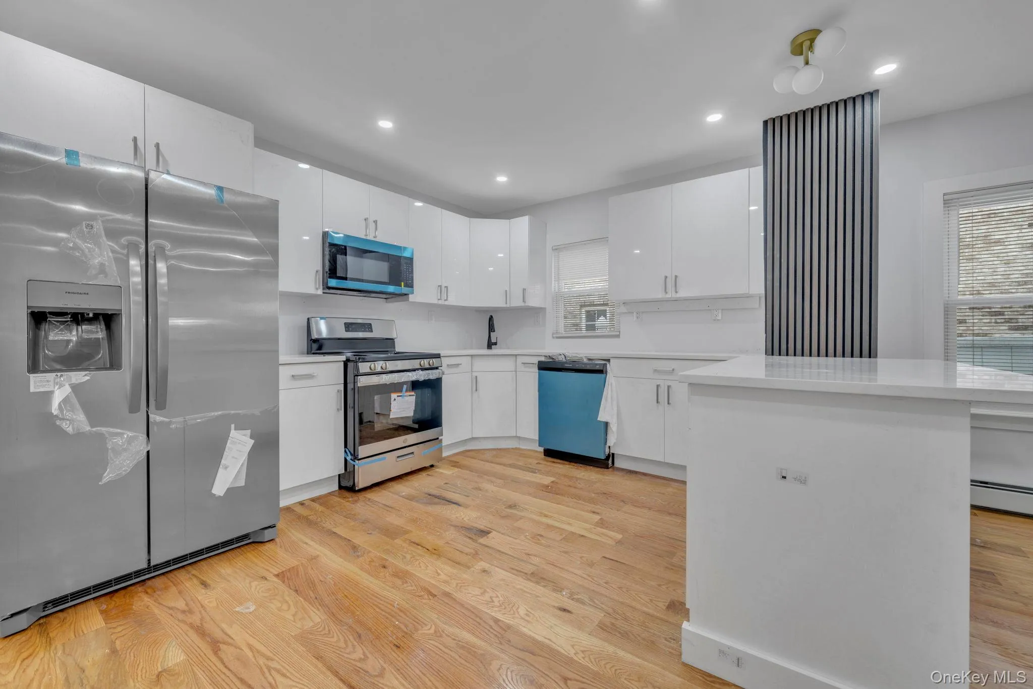 1014 Quincy Avenue, New York, NY, 4 Bedrooms Bedrooms, 7 Rooms Rooms,2 BathroomsBathrooms,Residential,For Rent,Quincy,0,1011639 1014 Quincy Avenue, New York, NY, 4 Bedrooms Bedrooms, 7 Rooms Rooms,2 BathroomsBathrooms,Residential,For Rent,Quincy,0,1011639