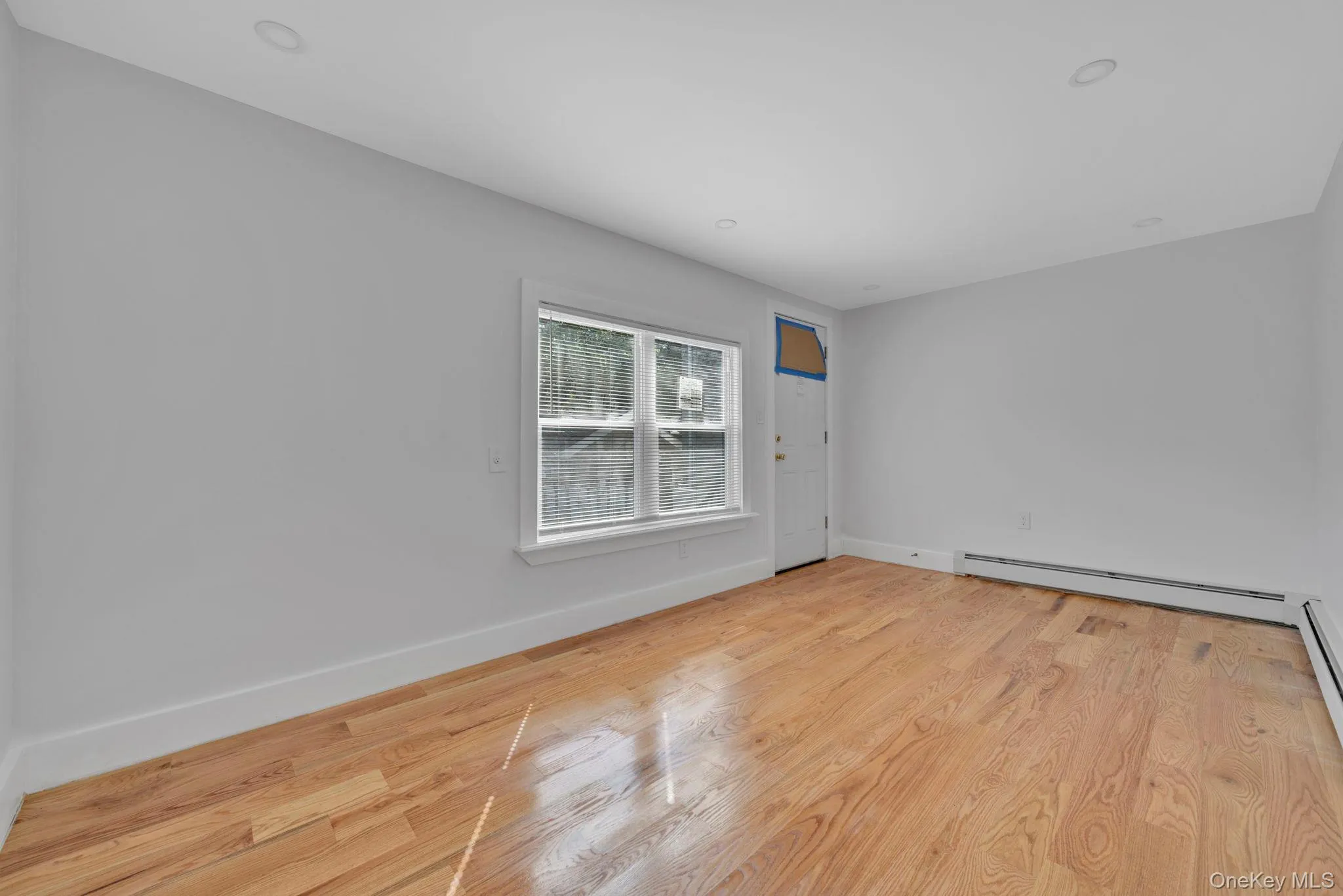 1014 Quincy Avenue, New York, NY, 4 Bedrooms Bedrooms, 7 Rooms Rooms,2 BathroomsBathrooms,Residential,For Rent,Quincy,0,1011639 1014 Quincy Avenue, New York, NY, 4 Bedrooms Bedrooms, 7 Rooms Rooms,2 BathroomsBathrooms,Residential,For Rent,Quincy,0,1011639