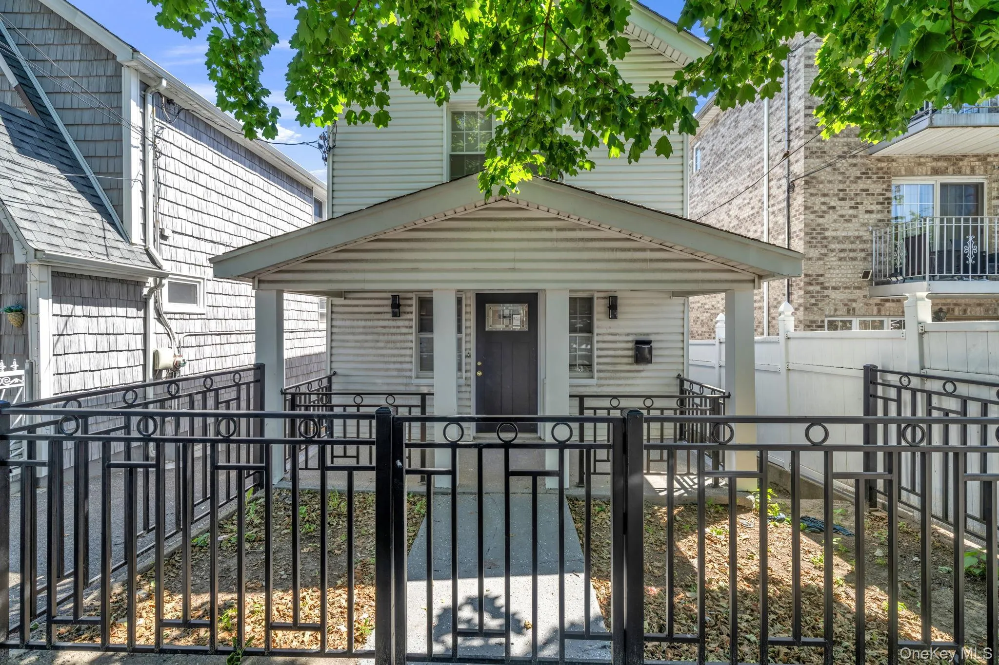 1014 Quincy Avenue, New York, NY, 4 Bedrooms Bedrooms, 7 Rooms Rooms,2 BathroomsBathrooms,Residential,For Rent,Quincy,0,1011639 1014 Quincy Avenue, New York, NY, 4 Bedrooms Bedrooms, 7 Rooms Rooms,2 BathroomsBathrooms,Residential,For Rent,Quincy,0,1011639
