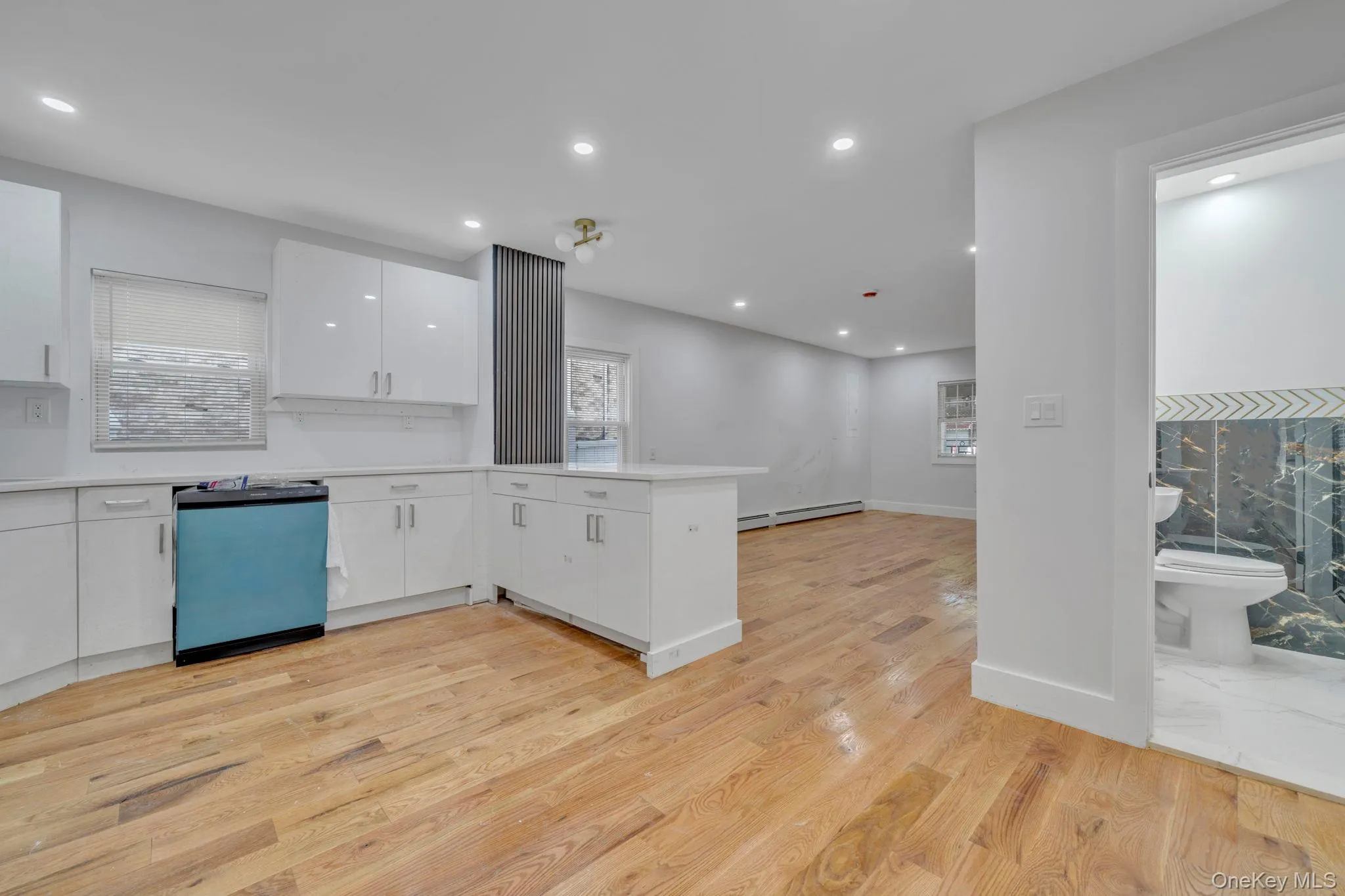 1014 Quincy Avenue, New York, NY, 4 Bedrooms Bedrooms, 7 Rooms Rooms,2 BathroomsBathrooms,Residential,For Rent,Quincy,0,1011639 1014 Quincy Avenue, New York, NY, 4 Bedrooms Bedrooms, 7 Rooms Rooms,2 BathroomsBathrooms,Residential,For Rent,Quincy,0,1011639