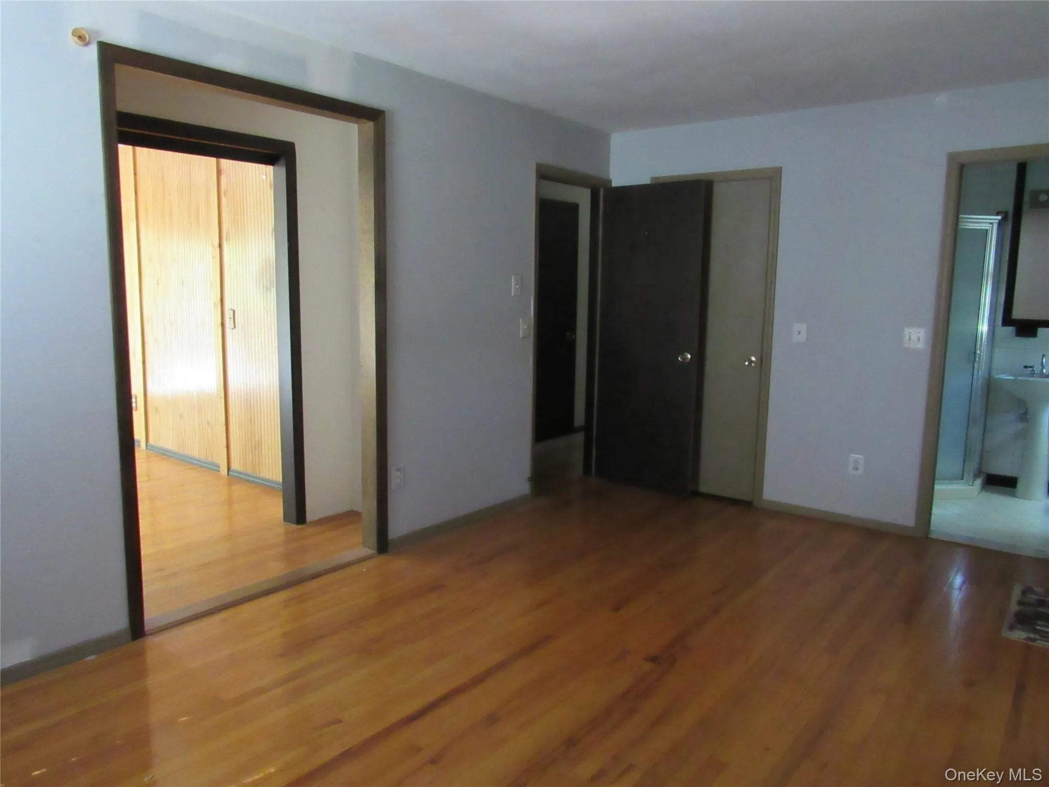 Large bedroom with full bathroom Large bedroom with full bathroom