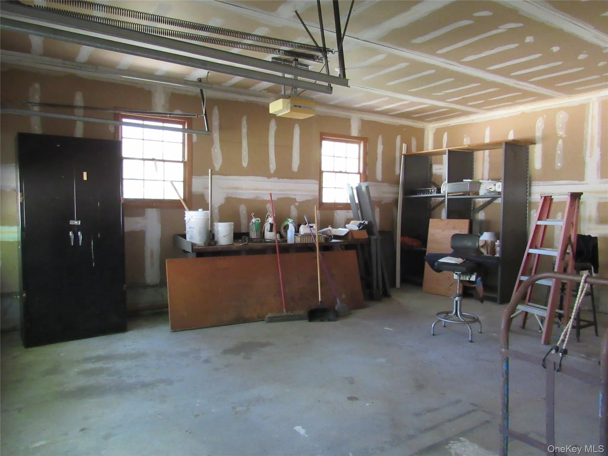 Oversized 2 car garage. Fully sheetrocked. Oversized 2 car garage. Fully sheetrocked.