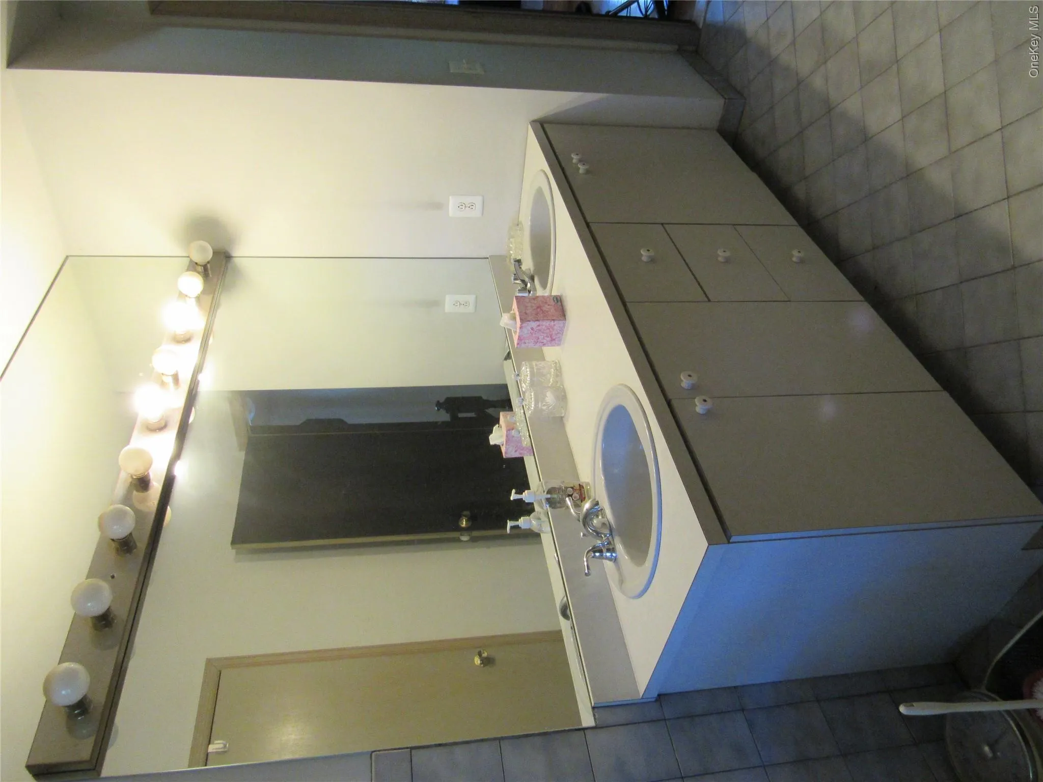 Double sink vanity with lots of storage Double sink vanity with lots of storage
