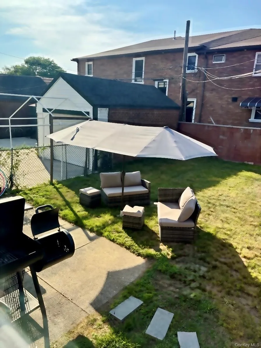 176-65 132nd Avenue, New York, NY, 3 Bedrooms Bedrooms, 7 Rooms Rooms,1 BathroomBathrooms,Residential Lease,For Rent,132nd,0,1011643 176-65 132nd Avenue, New York, NY, 3 Bedrooms Bedrooms, 7 Rooms Rooms,1 BathroomBathrooms,Residential Lease,For Rent,132nd,0,1011643