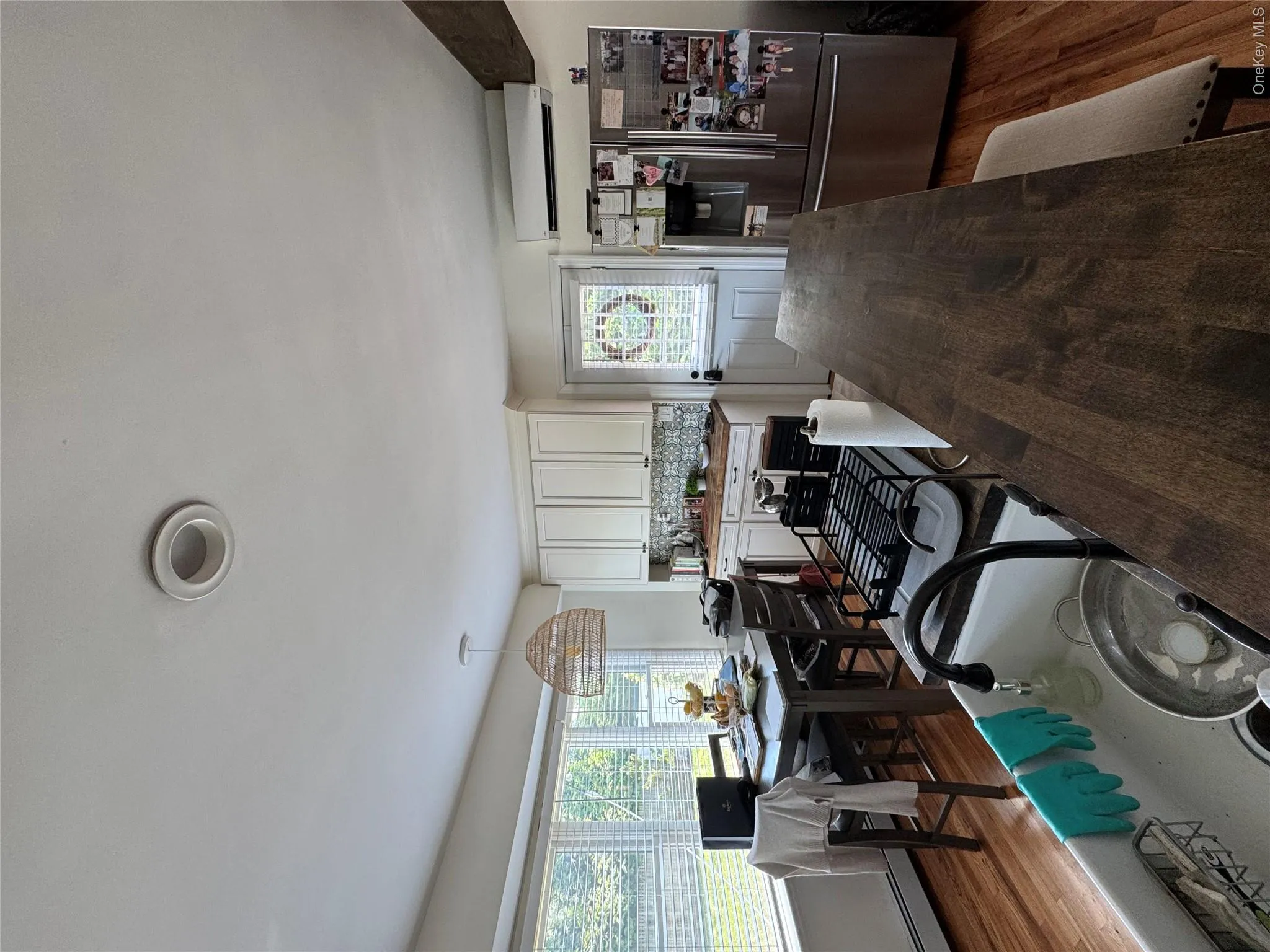 338 Carnation Road, Islip, NY, 2 Bedrooms Bedrooms, 5 Rooms Rooms,1 BathroomBathrooms,Residential Lease,For Rent,Carnation,0,1011644 338 Carnation Road, Islip, NY, 2 Bedrooms Bedrooms, 5 Rooms Rooms,1 BathroomBathrooms,Residential Lease,For Rent,Carnation,0,1011644