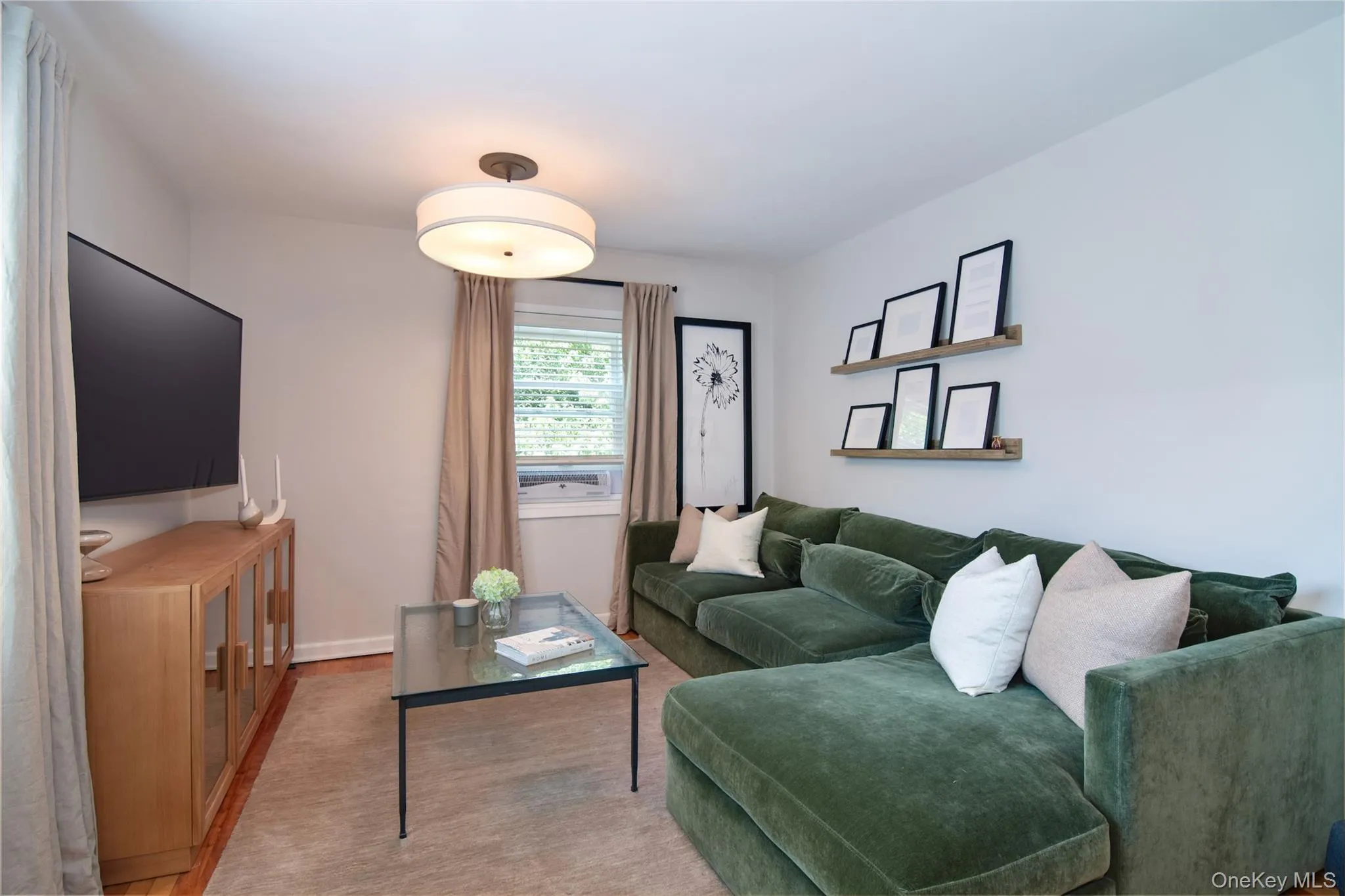330 Broadway, Greenburgh, NY, 1 Bedroom Bedrooms, 3 Rooms Rooms,1 BathroomBathrooms,Residential,For Rent,Broadway,0,1011646 330 Broadway, Greenburgh, NY, 1 Bedroom Bedrooms, 3 Rooms Rooms,1 BathroomBathrooms,Residential,For Rent,Broadway,0,1011646