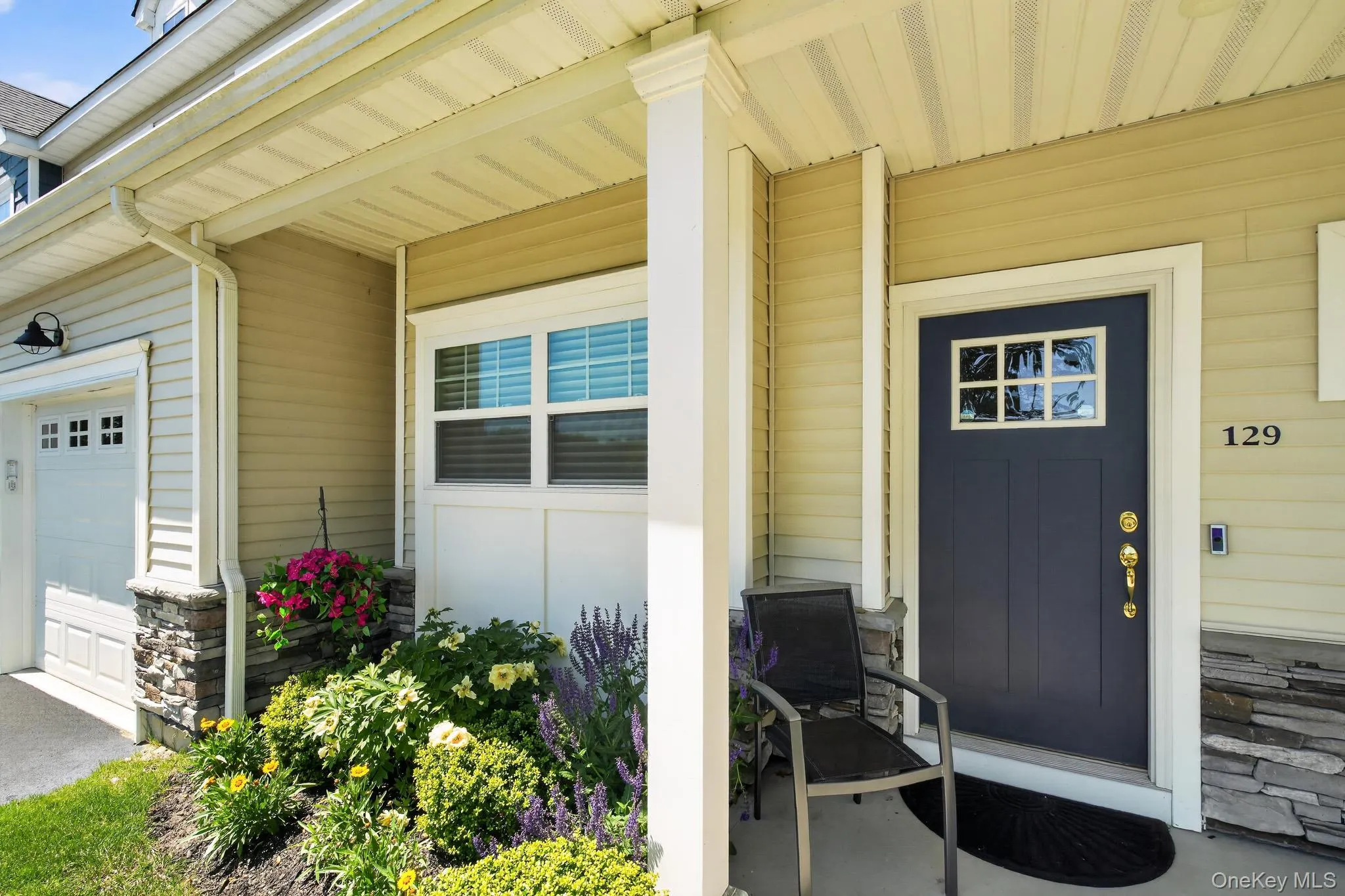 129 Halley Drive, Brookhaven, NY, 2 Bedrooms Bedrooms, 6 Rooms Rooms,2 BathroomsBathrooms,Residential,For Rent,Halley,0,1011648 129 Halley Drive, Brookhaven, NY, 2 Bedrooms Bedrooms, 6 Rooms Rooms,2 BathroomsBathrooms,Residential,For Rent,Halley,0,1011648
