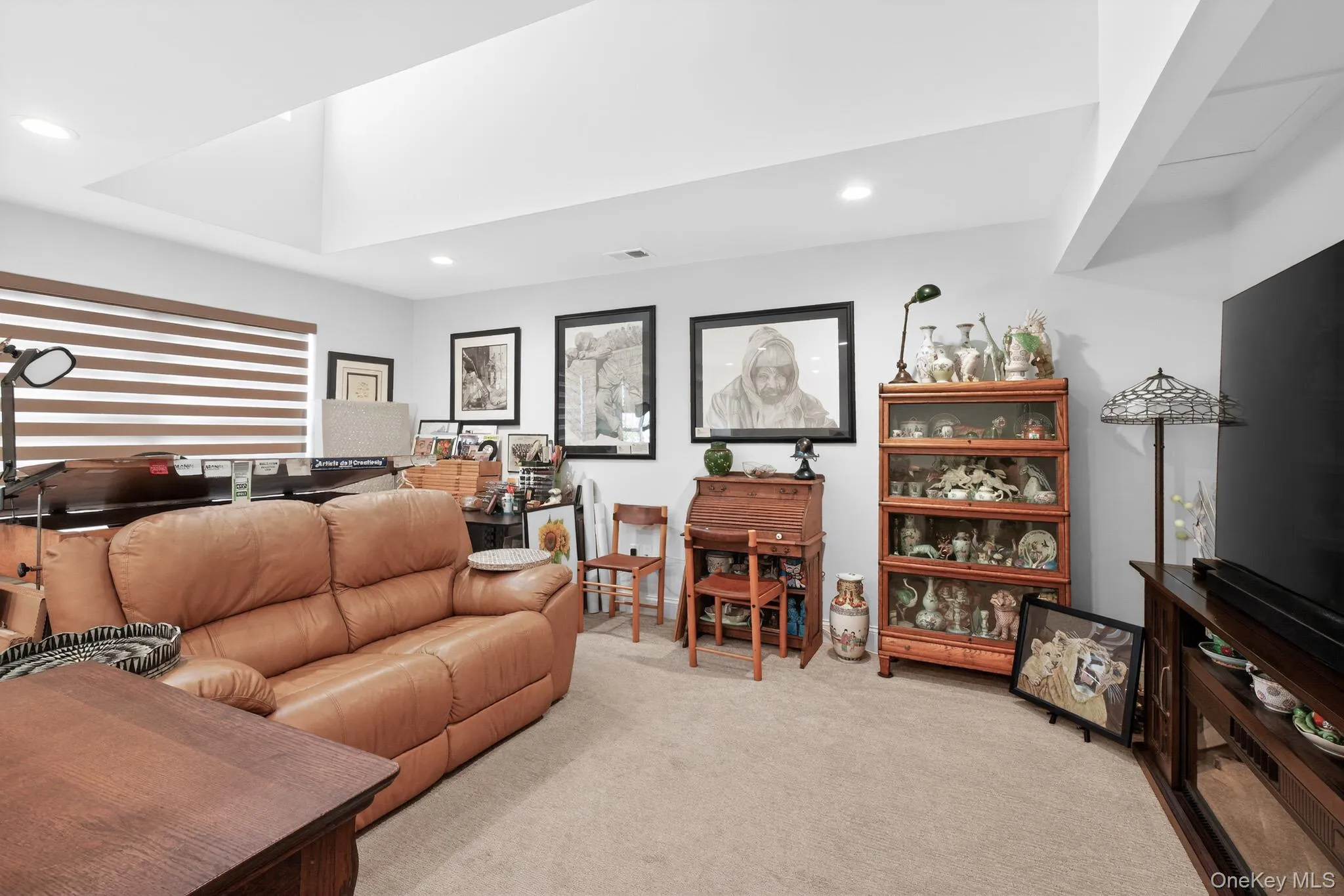 129 Halley Drive, Brookhaven, NY, 2 Bedrooms Bedrooms, 6 Rooms Rooms,2 BathroomsBathrooms,Residential,For Rent,Halley,0,1011648 129 Halley Drive, Brookhaven, NY, 2 Bedrooms Bedrooms, 6 Rooms Rooms,2 BathroomsBathrooms,Residential,For Rent,Halley,0,1011648
