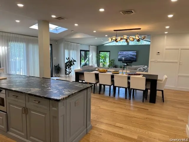 120 Longfellow Road, North Hempstead, NY, 4 Bedrooms Bedrooms, 9 Rooms Rooms,5 BathroomsBathrooms,Residential Lease,For Rent,Longfellow,0,1011650 120 Longfellow Road, North Hempstead, NY, 4 Bedrooms Bedrooms, 9 Rooms Rooms,5 BathroomsBathrooms,Residential Lease,For Rent,Longfellow,0,1011650