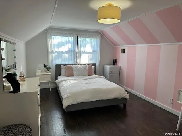 120 Longfellow Road, North Hempstead, NY, 4 Bedrooms Bedrooms, 9 Rooms Rooms,5 BathroomsBathrooms,Residential Lease,For Rent,Longfellow,0,1011650 120 Longfellow Road, North Hempstead, NY, 4 Bedrooms Bedrooms, 9 Rooms Rooms,5 BathroomsBathrooms,Residential Lease,For Rent,Longfellow,0,1011650