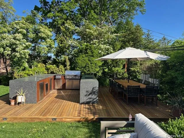 120 Longfellow Road, North Hempstead, NY, 4 Bedrooms Bedrooms, 9 Rooms Rooms,5 BathroomsBathrooms,Residential Lease,For Rent,Longfellow,0,1011650 120 Longfellow Road, North Hempstead, NY, 4 Bedrooms Bedrooms, 9 Rooms Rooms,5 BathroomsBathrooms,Residential Lease,For Rent,Longfellow,0,1011650