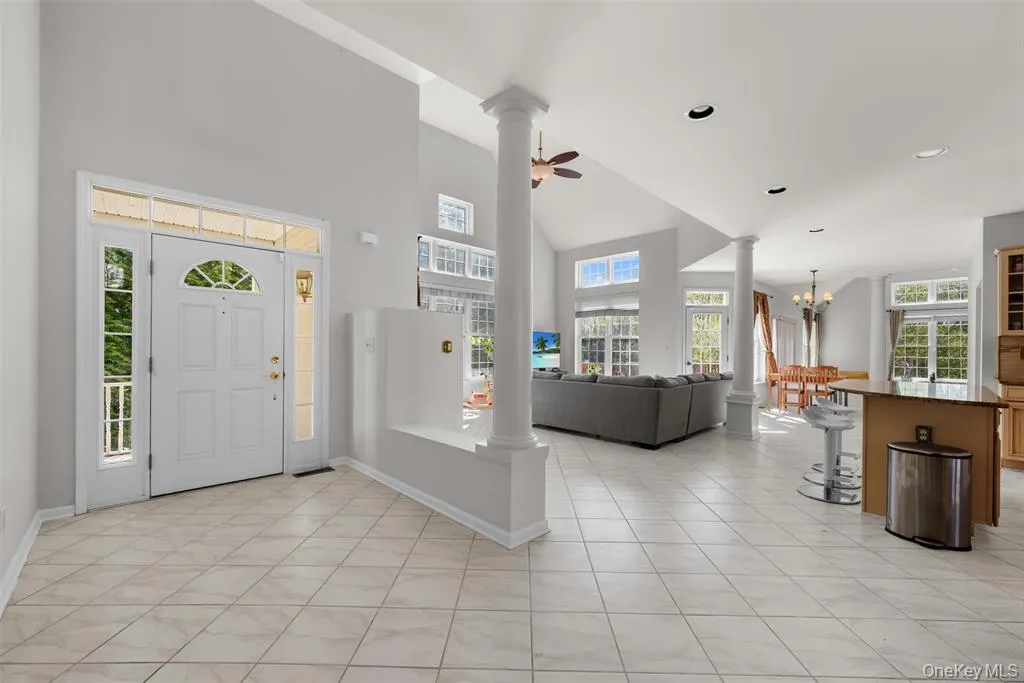 7 Paisley Court, Woodbury, NY, 3 Bedrooms Bedrooms, 8 Rooms Rooms,2 BathroomsBathrooms,Residential,For Rent,Paisley,0,1011652 7 Paisley Court, Woodbury, NY, 3 Bedrooms Bedrooms, 8 Rooms Rooms,2 BathroomsBathrooms,Residential,For Rent,Paisley,0,1011652