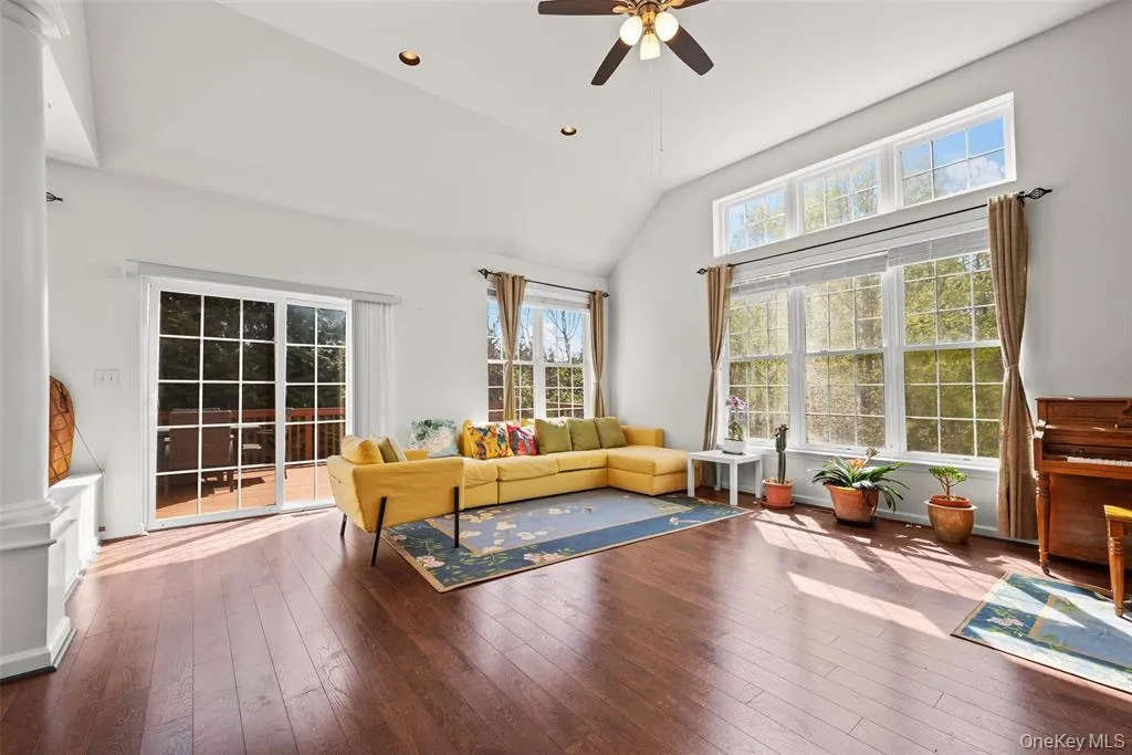 7 Paisley Court, Woodbury, NY, 3 Bedrooms Bedrooms, 8 Rooms Rooms,2 BathroomsBathrooms,Residential,For Rent,Paisley,0,1011652 7 Paisley Court, Woodbury, NY, 3 Bedrooms Bedrooms, 8 Rooms Rooms,2 BathroomsBathrooms,Residential,For Rent,Paisley,0,1011652
