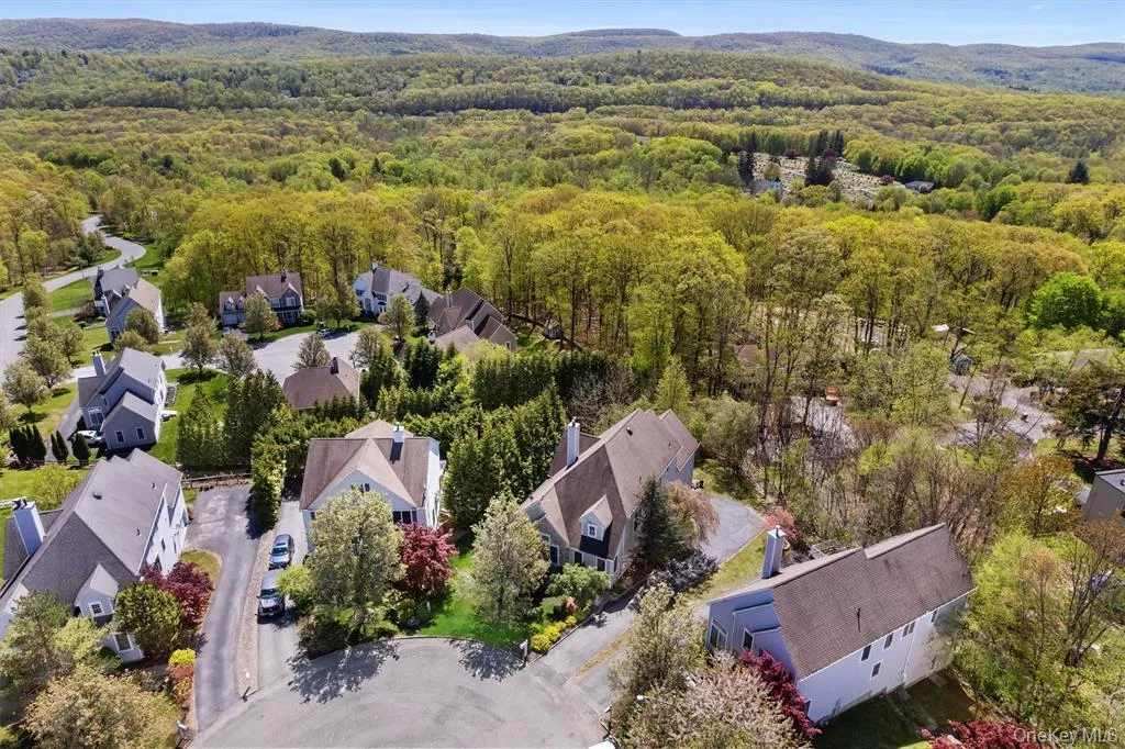 7 Paisley Court, Woodbury, NY, 3 Bedrooms Bedrooms, 8 Rooms Rooms,2 BathroomsBathrooms,Residential,For Rent,Paisley,0,1011652 7 Paisley Court, Woodbury, NY, 3 Bedrooms Bedrooms, 8 Rooms Rooms,2 BathroomsBathrooms,Residential,For Rent,Paisley,0,1011652