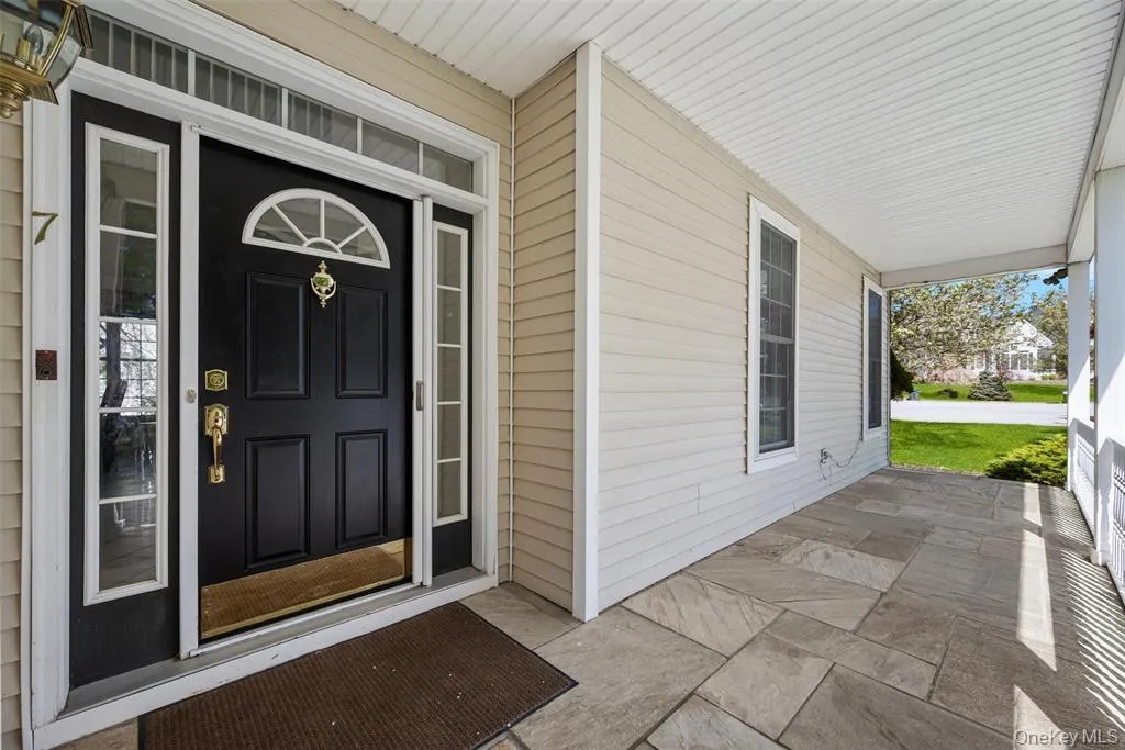 7 Paisley Court, Woodbury, NY, 3 Bedrooms Bedrooms, 8 Rooms Rooms,2 BathroomsBathrooms,Residential,For Rent,Paisley,0,1011652 7 Paisley Court, Woodbury, NY, 3 Bedrooms Bedrooms, 8 Rooms Rooms,2 BathroomsBathrooms,Residential,For Rent,Paisley,0,1011652