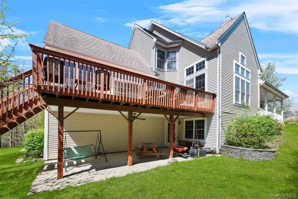 7 Paisley Court, Woodbury, NY, 3 Bedrooms Bedrooms, 8 Rooms Rooms,2 BathroomsBathrooms,Residential,For Rent,Paisley,0,1011652 7 Paisley Court, Woodbury, NY, 3 Bedrooms Bedrooms, 8 Rooms Rooms,2 BathroomsBathrooms,Residential,For Rent,Paisley,0,1011652