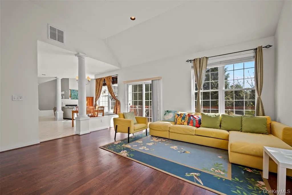 7 Paisley Court, Woodbury, NY, 3 Bedrooms Bedrooms, 8 Rooms Rooms,2 BathroomsBathrooms,Residential,For Rent,Paisley,0,1011652 7 Paisley Court, Woodbury, NY, 3 Bedrooms Bedrooms, 8 Rooms Rooms,2 BathroomsBathrooms,Residential,For Rent,Paisley,0,1011652