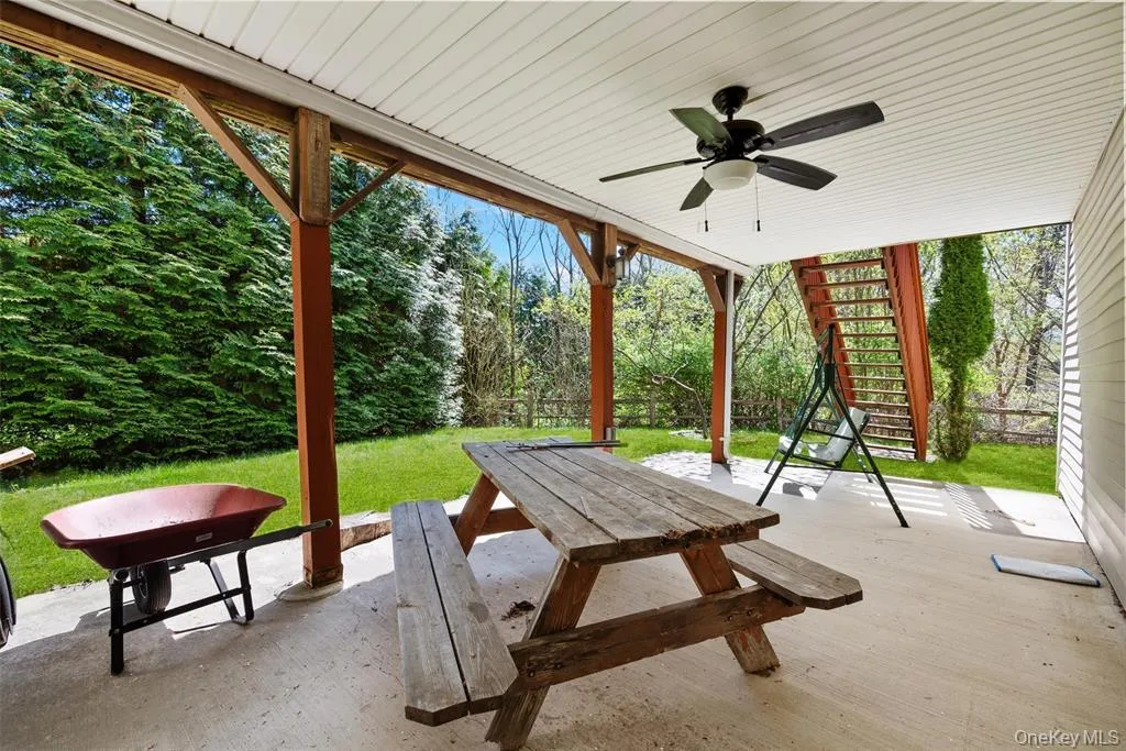 7 Paisley Court, Woodbury, NY, 3 Bedrooms Bedrooms, 8 Rooms Rooms,2 BathroomsBathrooms,Residential,For Rent,Paisley,0,1011652 7 Paisley Court, Woodbury, NY, 3 Bedrooms Bedrooms, 8 Rooms Rooms,2 BathroomsBathrooms,Residential,For Rent,Paisley,0,1011652