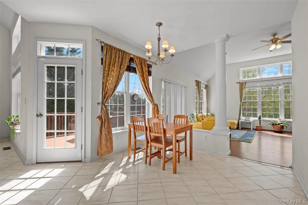 7 Paisley Court, Woodbury, NY, 3 Bedrooms Bedrooms, 8 Rooms Rooms,2 BathroomsBathrooms,Residential,For Rent,Paisley,0,1011652 7 Paisley Court, Woodbury, NY, 3 Bedrooms Bedrooms, 8 Rooms Rooms,2 BathroomsBathrooms,Residential,For Rent,Paisley,0,1011652