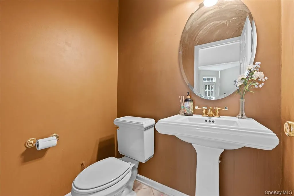 7 Paisley Court, Woodbury, NY, 3 Bedrooms Bedrooms, 8 Rooms Rooms,2 BathroomsBathrooms,Residential,For Rent,Paisley,0,1011652 7 Paisley Court, Woodbury, NY, 3 Bedrooms Bedrooms, 8 Rooms Rooms,2 BathroomsBathrooms,Residential,For Rent,Paisley,0,1011652