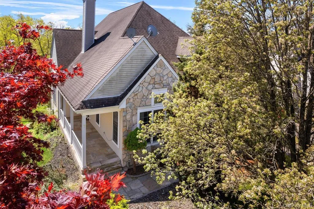 7 Paisley Court, Woodbury, NY, 3 Bedrooms Bedrooms, 8 Rooms Rooms,2 BathroomsBathrooms,Residential,For Rent,Paisley,0,1011652 7 Paisley Court, Woodbury, NY, 3 Bedrooms Bedrooms, 8 Rooms Rooms,2 BathroomsBathrooms,Residential,For Rent,Paisley,0,1011652