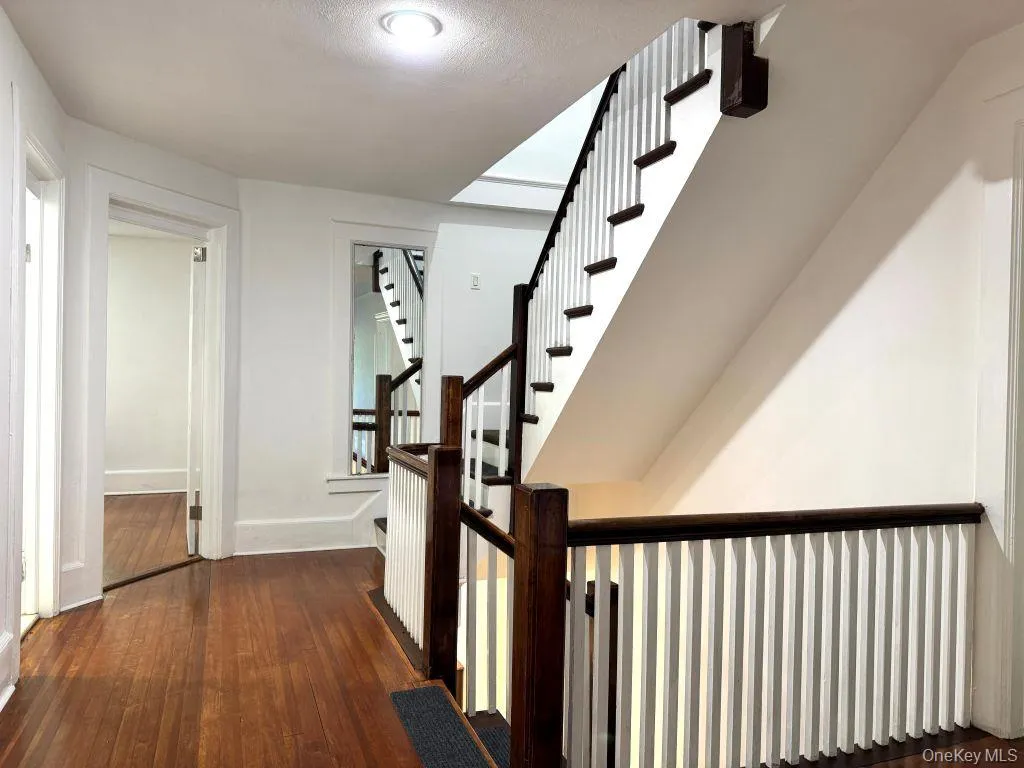 560 Taxter Road, Greenburgh, NY, 6 Bedrooms Bedrooms, 8 Rooms Rooms,6 BathroomsBathrooms,Residential Lease,For Rent,Taxter,0,1011654 560 Taxter Road, Greenburgh, NY, 6 Bedrooms Bedrooms, 8 Rooms Rooms,6 BathroomsBathrooms,Residential Lease,For Rent,Taxter,0,1011654