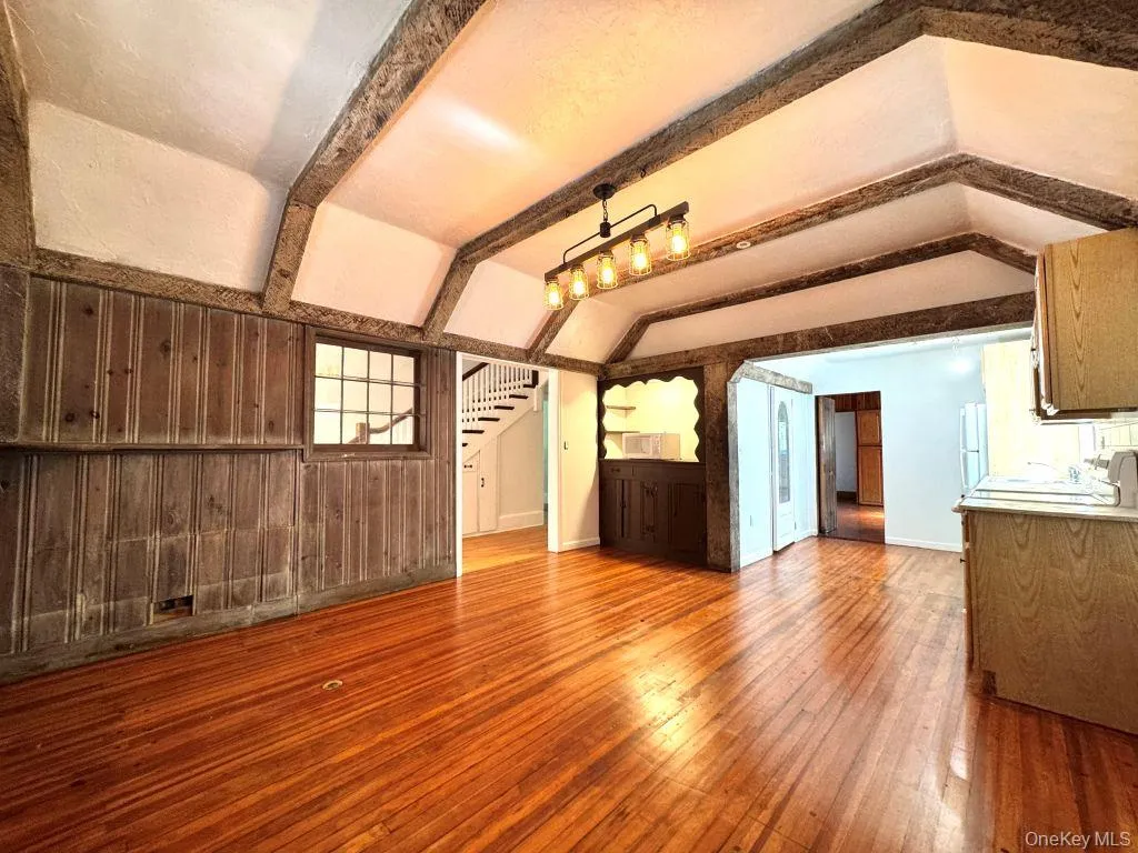 560 Taxter Road, Greenburgh, NY, 6 Bedrooms Bedrooms, 8 Rooms Rooms,6 BathroomsBathrooms,Residential Lease,For Rent,Taxter,0,1011654 560 Taxter Road, Greenburgh, NY, 6 Bedrooms Bedrooms, 8 Rooms Rooms,6 BathroomsBathrooms,Residential Lease,For Rent,Taxter,0,1011654