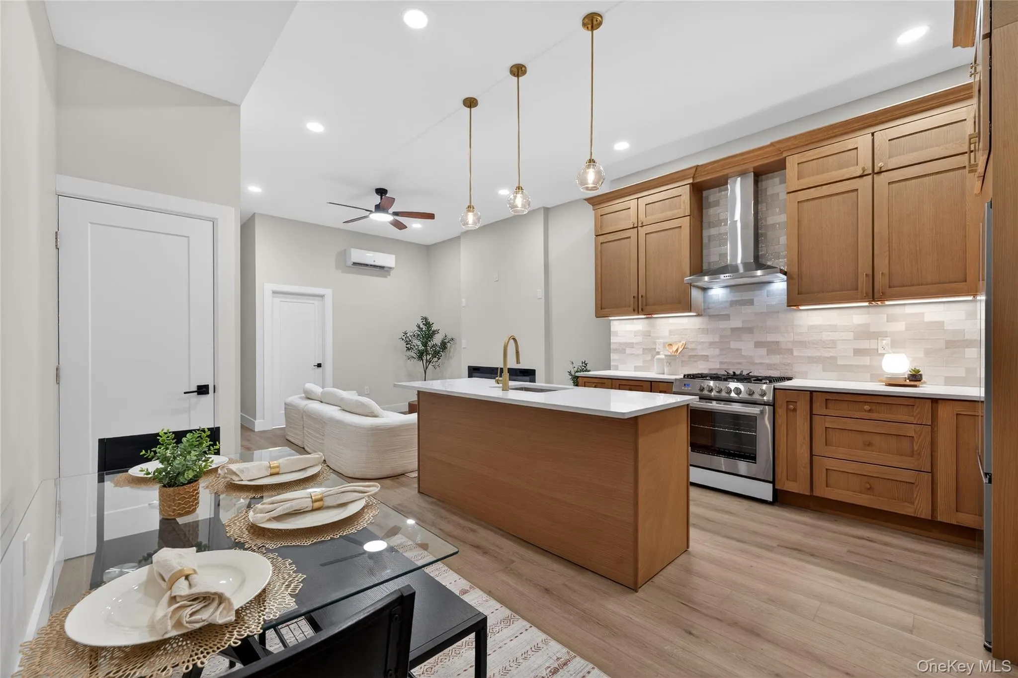 2347 Pacific Street, New York, NY, 2 Bedrooms Bedrooms, 6 Rooms Rooms,1 BathroomBathrooms,Residential Lease,For Rent,Pacific,0,1011655 2347 Pacific Street, New York, NY, 2 Bedrooms Bedrooms, 6 Rooms Rooms,1 BathroomBathrooms,Residential Lease,For Rent,Pacific,0,1011655