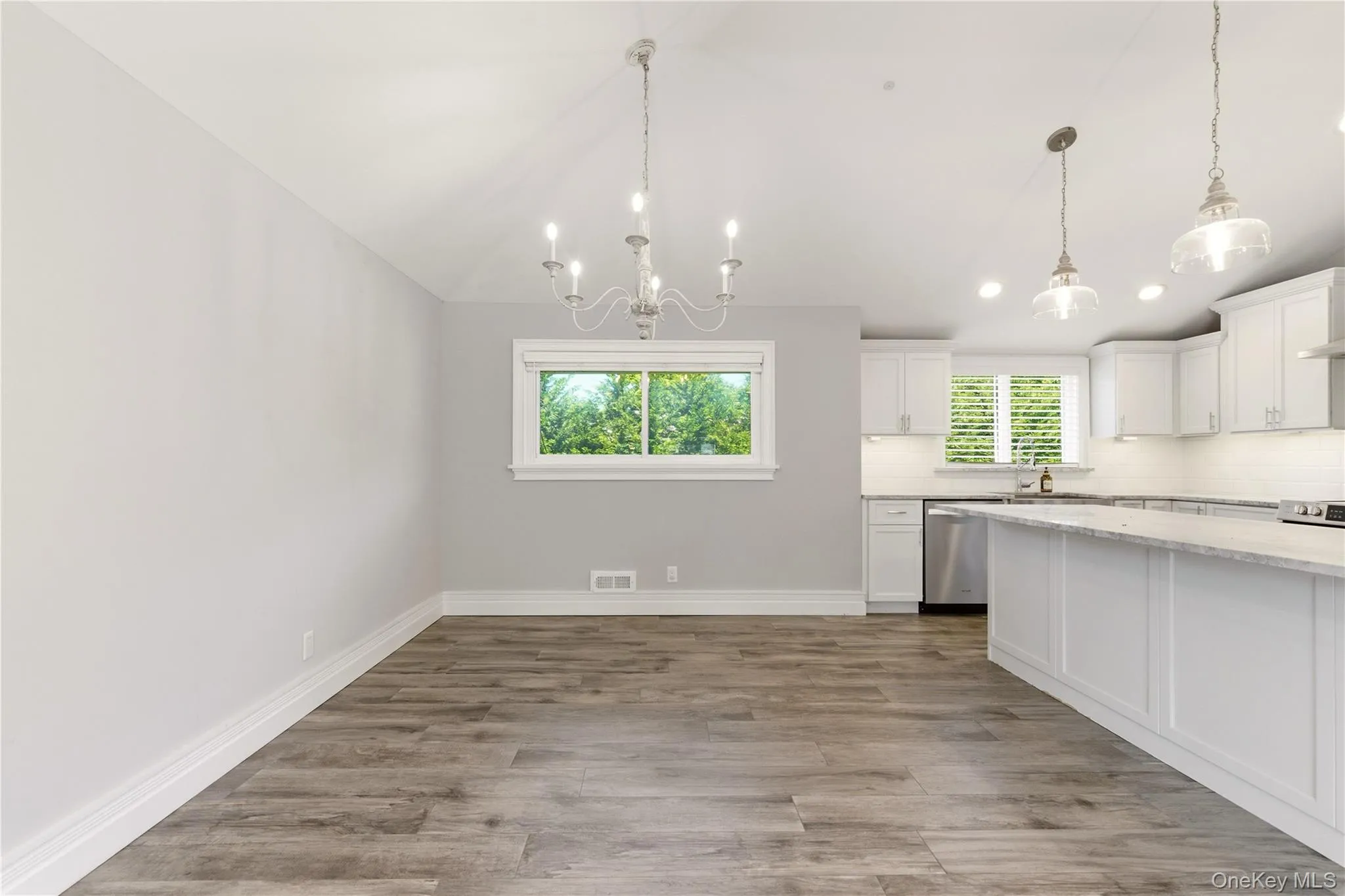 103 Wright Avenue, Babylon, NY, 4 Bedrooms Bedrooms, 11 Rooms Rooms,2 BathroomsBathrooms,Residential,For Rent,Wright,0,1011657 103 Wright Avenue, Babylon, NY, 4 Bedrooms Bedrooms, 11 Rooms Rooms,2 BathroomsBathrooms,Residential,For Rent,Wright,0,1011657
