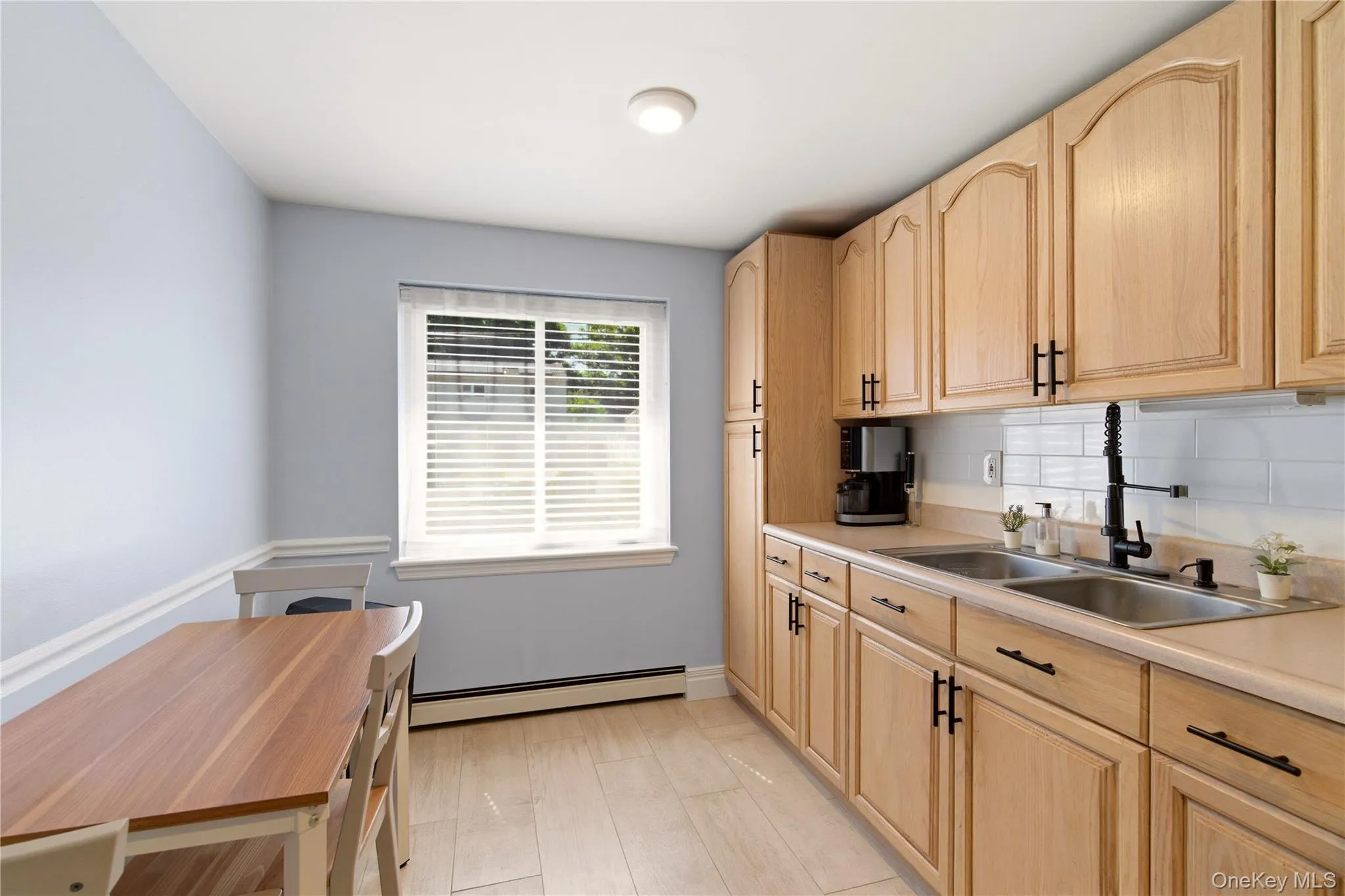 103 Wright Avenue, Babylon, NY, 4 Bedrooms Bedrooms, 11 Rooms Rooms,2 BathroomsBathrooms,Residential,For Rent,Wright,0,1011657 103 Wright Avenue, Babylon, NY, 4 Bedrooms Bedrooms, 11 Rooms Rooms,2 BathroomsBathrooms,Residential,For Rent,Wright,0,1011657