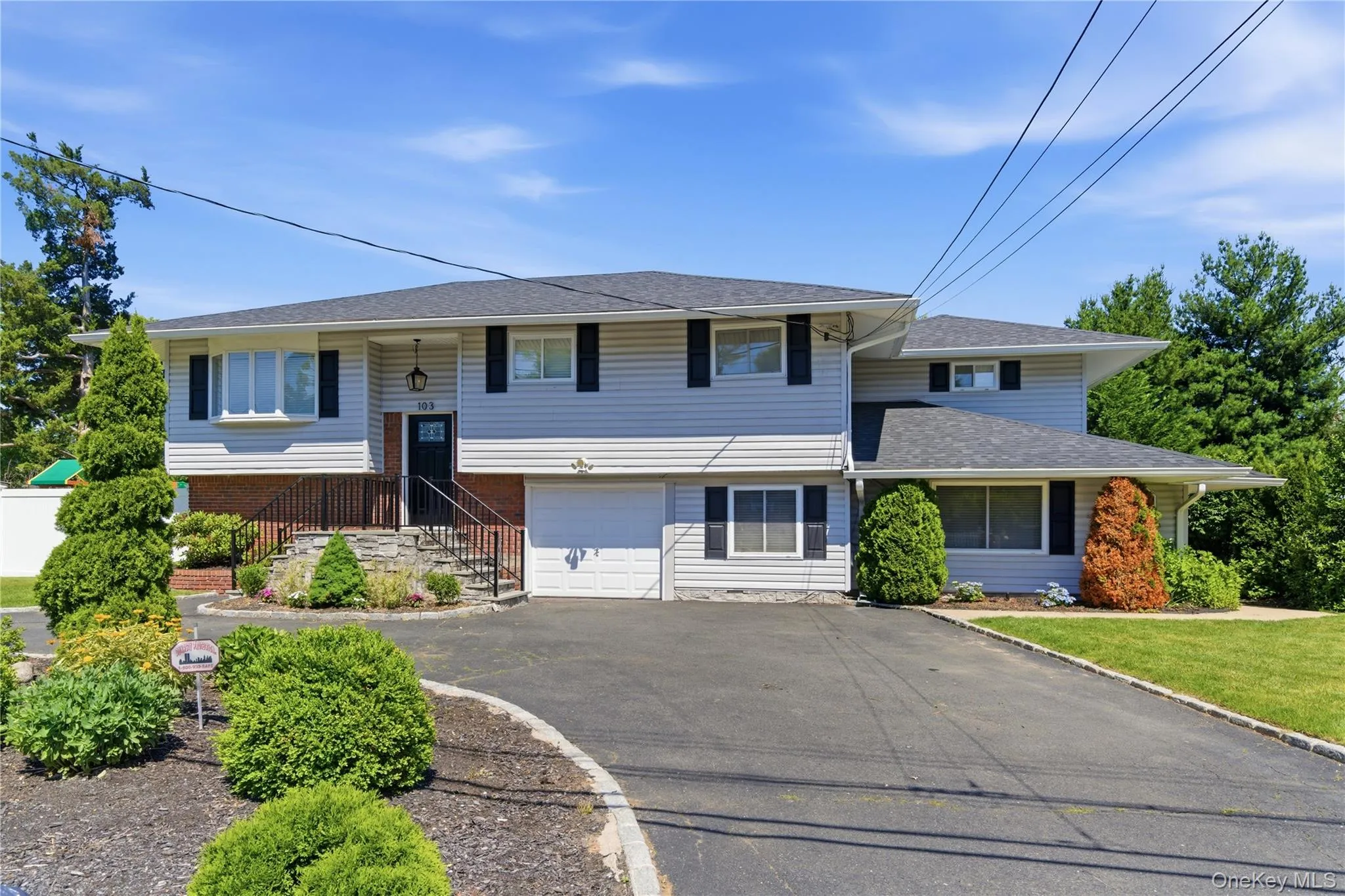 103 Wright Avenue, Babylon, NY, 4 Bedrooms Bedrooms, 11 Rooms Rooms,2 BathroomsBathrooms,Residential,For Rent,Wright,0,1011657 103 Wright Avenue, Babylon, NY, 4 Bedrooms Bedrooms, 11 Rooms Rooms,2 BathroomsBathrooms,Residential,For Rent,Wright,0,1011657