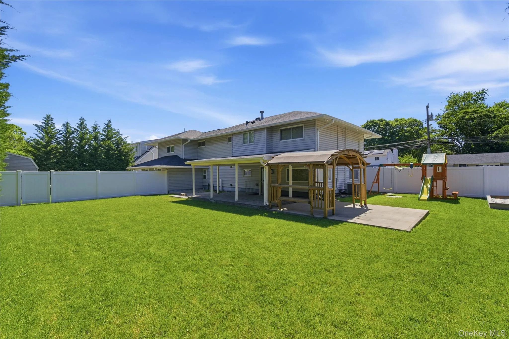 103 Wright Avenue, Babylon, NY, 4 Bedrooms Bedrooms, 11 Rooms Rooms,2 BathroomsBathrooms,Residential,For Rent,Wright,0,1011657 103 Wright Avenue, Babylon, NY, 4 Bedrooms Bedrooms, 11 Rooms Rooms,2 BathroomsBathrooms,Residential,For Rent,Wright,0,1011657