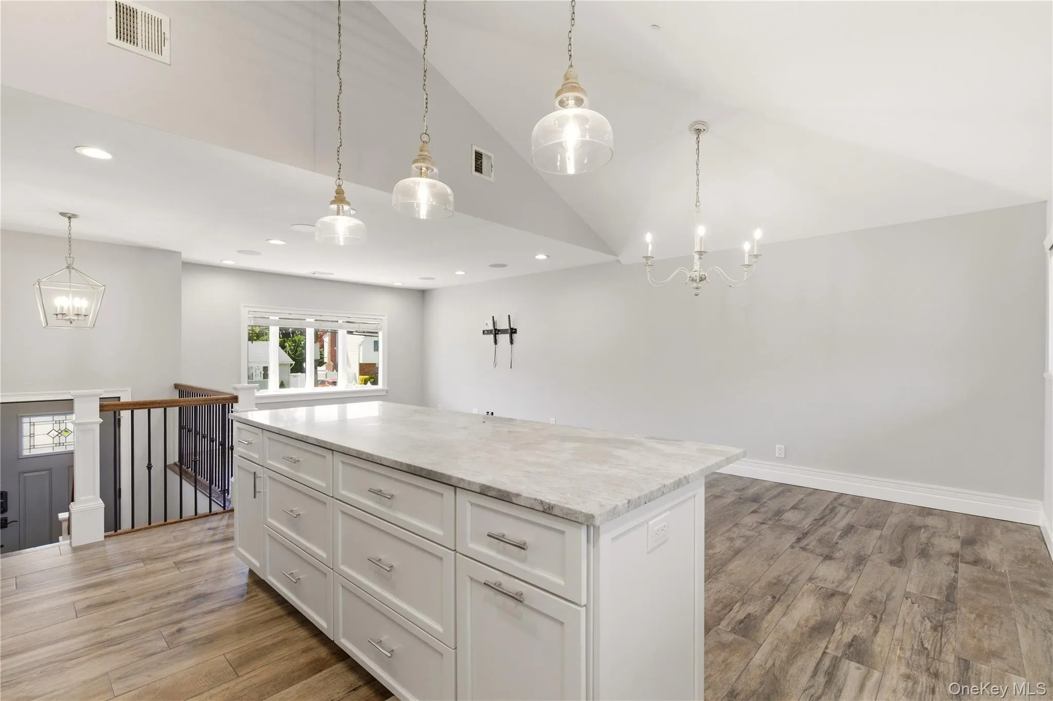 103 Wright Avenue, Babylon, NY, 4 Bedrooms Bedrooms, 11 Rooms Rooms,2 BathroomsBathrooms,Residential,For Rent,Wright,0,1011657 103 Wright Avenue, Babylon, NY, 4 Bedrooms Bedrooms, 11 Rooms Rooms,2 BathroomsBathrooms,Residential,For Rent,Wright,0,1011657