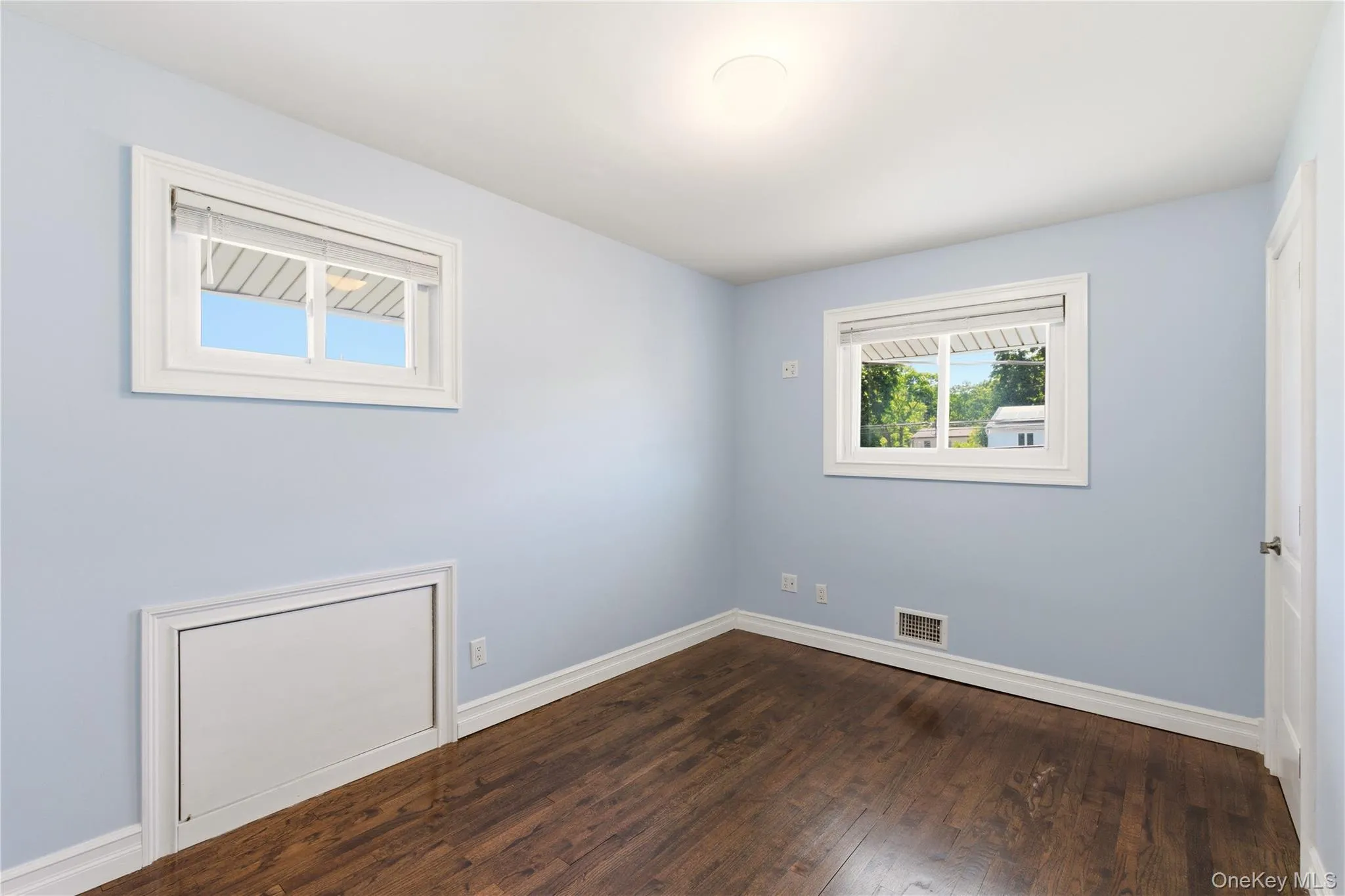 103 Wright Avenue, Babylon, NY, 4 Bedrooms Bedrooms, 11 Rooms Rooms,2 BathroomsBathrooms,Residential,For Rent,Wright,0,1011657 103 Wright Avenue, Babylon, NY, 4 Bedrooms Bedrooms, 11 Rooms Rooms,2 BathroomsBathrooms,Residential,For Rent,Wright,0,1011657