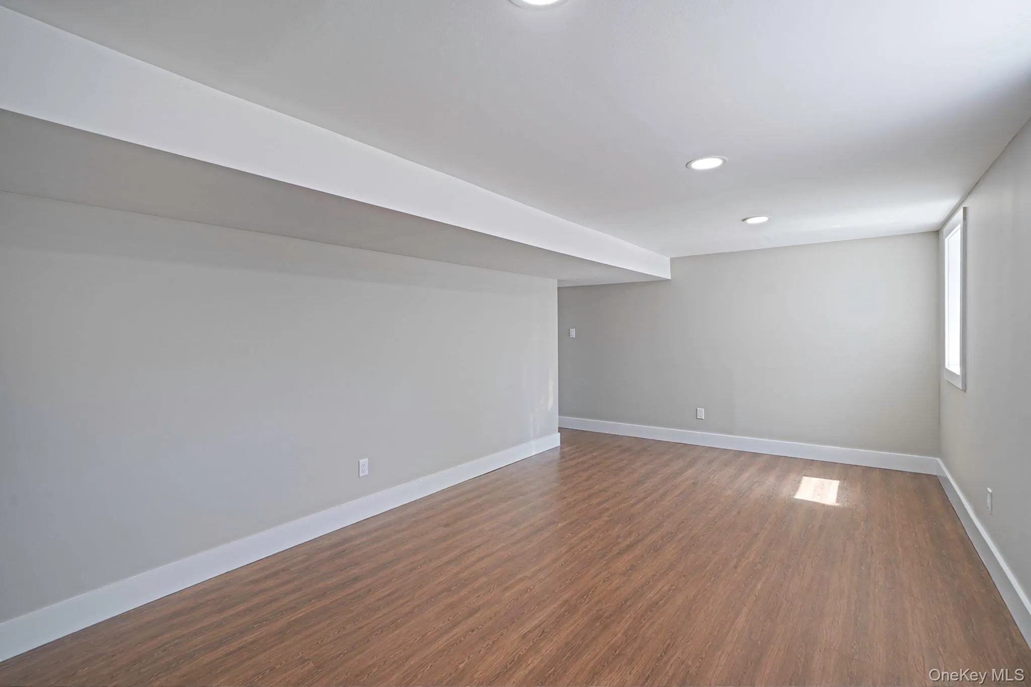 12 Sandalwood Drive, Smithtown, NY, 3 Bedrooms Bedrooms, 7 Rooms Rooms,2 BathroomsBathrooms,Residential,For Rent,Sandalwood,0,1011658 12 Sandalwood Drive, Smithtown, NY, 3 Bedrooms Bedrooms, 7 Rooms Rooms,2 BathroomsBathrooms,Residential,For Rent,Sandalwood,0,1011658