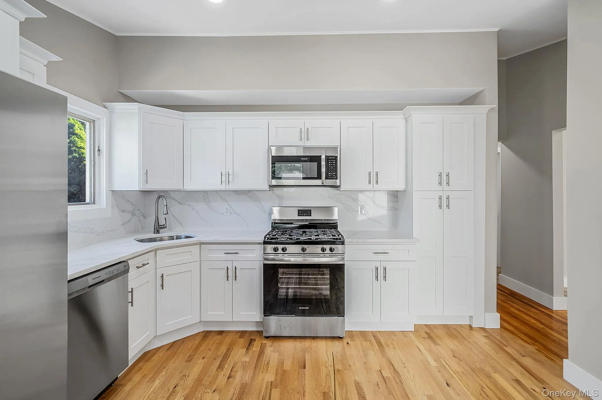 12 Sandalwood Drive, Smithtown, NY, 3 Bedrooms Bedrooms, 7 Rooms Rooms,2 BathroomsBathrooms,Residential,For Rent,Sandalwood,0,1011658 12 Sandalwood Drive, Smithtown, NY, 3 Bedrooms Bedrooms, 7 Rooms Rooms,2 BathroomsBathrooms,Residential,For Rent,Sandalwood,0,1011658