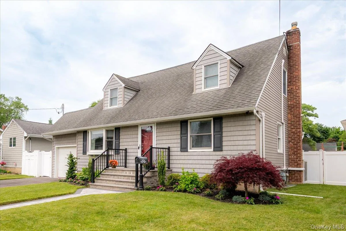 94 Pacific Street, Oyster Bay, NY, 5 Bedrooms Bedrooms, 9 Rooms Rooms,2 BathroomsBathrooms,Residential,For Rent,Pacific,0,1011659 94 Pacific Street, Oyster Bay, NY, 5 Bedrooms Bedrooms, 9 Rooms Rooms,2 BathroomsBathrooms,Residential,For Rent,Pacific,0,1011659