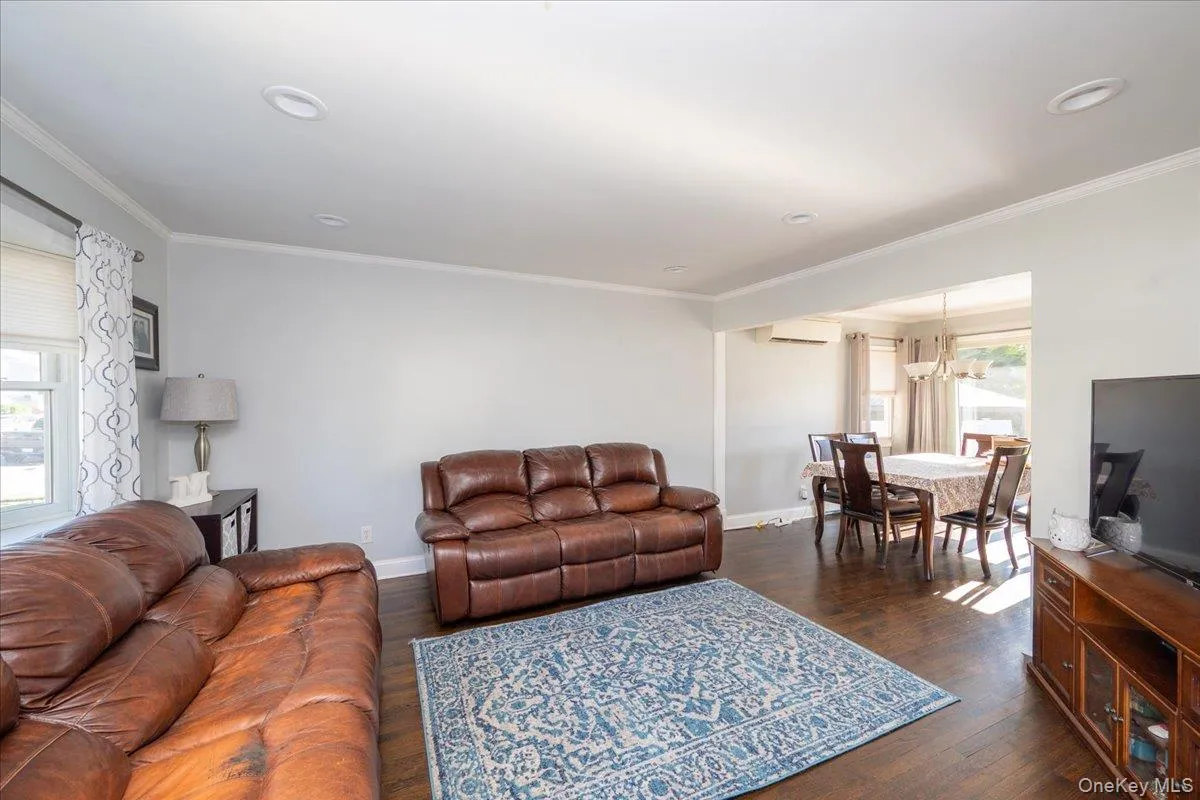 94 Pacific Street, Oyster Bay, NY, 5 Bedrooms Bedrooms, 9 Rooms Rooms,2 BathroomsBathrooms,Residential,For Rent,Pacific,0,1011659 94 Pacific Street, Oyster Bay, NY, 5 Bedrooms Bedrooms, 9 Rooms Rooms,2 BathroomsBathrooms,Residential,For Rent,Pacific,0,1011659