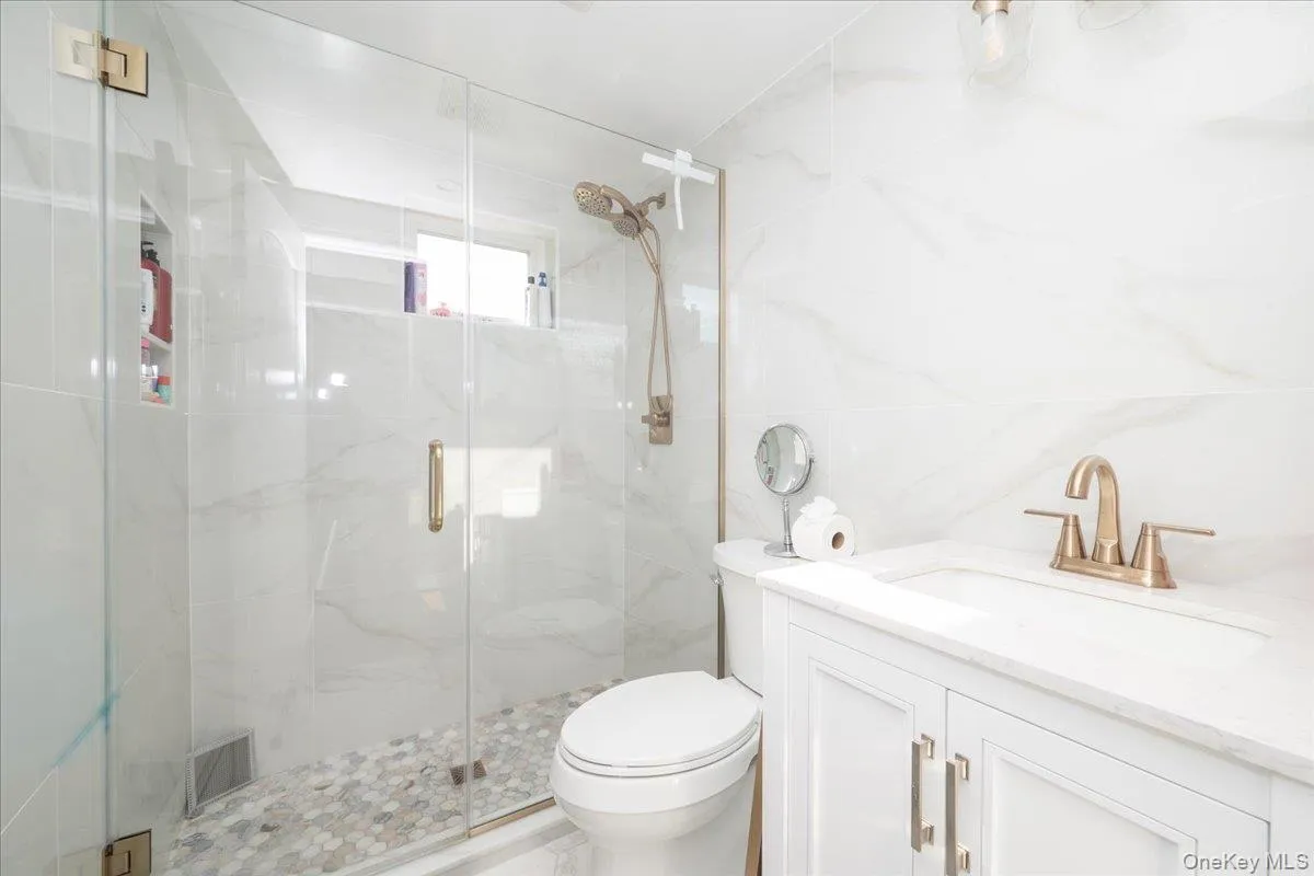 94 Pacific Street, Oyster Bay, NY, 5 Bedrooms Bedrooms, 9 Rooms Rooms,2 BathroomsBathrooms,Residential,For Rent,Pacific,0,1011659 94 Pacific Street, Oyster Bay, NY, 5 Bedrooms Bedrooms, 9 Rooms Rooms,2 BathroomsBathrooms,Residential,For Rent,Pacific,0,1011659
