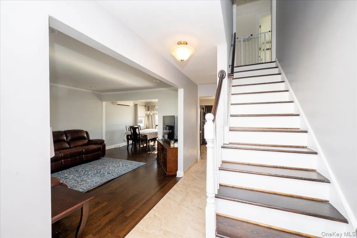 94 Pacific Street, Oyster Bay, NY, 5 Bedrooms Bedrooms, 9 Rooms Rooms,2 BathroomsBathrooms,Residential,For Rent,Pacific,0,1011659 94 Pacific Street, Oyster Bay, NY, 5 Bedrooms Bedrooms, 9 Rooms Rooms,2 BathroomsBathrooms,Residential,For Rent,Pacific,0,1011659