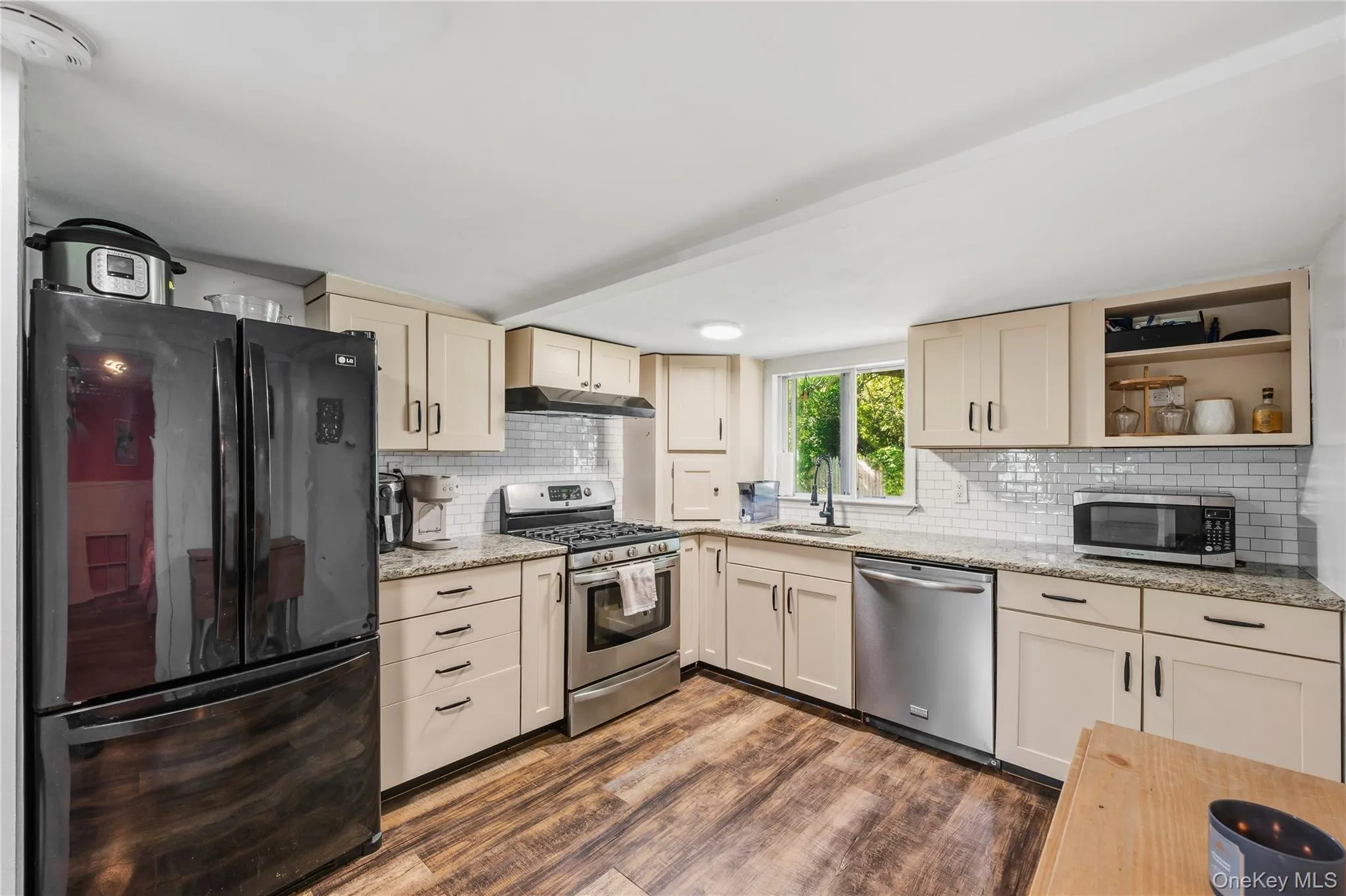 4 Hulse Street, Middletown, NY, 2 Bedrooms Bedrooms, 5 Rooms Rooms,1 BathroomBathrooms,Residential,For Rent,Hulse,0,1011662 4 Hulse Street, Middletown, NY, 2 Bedrooms Bedrooms, 5 Rooms Rooms,1 BathroomBathrooms,Residential,For Rent,Hulse,0,1011662