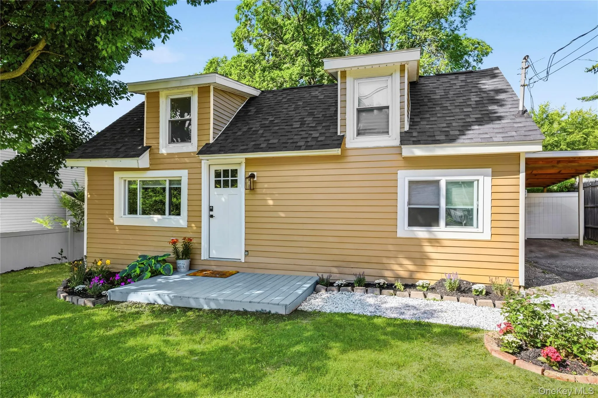4 Hulse Street, Middletown, NY, 2 Bedrooms Bedrooms, 5 Rooms Rooms,1 BathroomBathrooms,Residential,For Rent,Hulse,0,1011662 4 Hulse Street, Middletown, NY, 2 Bedrooms Bedrooms, 5 Rooms Rooms,1 BathroomBathrooms,Residential,For Rent,Hulse,0,1011662