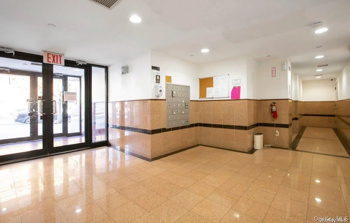 136-16 35th Avenue, New York, NY, 2 Bedrooms Bedrooms, 5 Rooms Rooms,2 BathroomsBathrooms,Residential,For Rent,35th,0,1011663 136-16 35th Avenue, New York, NY, 2 Bedrooms Bedrooms, 5 Rooms Rooms,2 BathroomsBathrooms,Residential,For Rent,35th,0,1011663