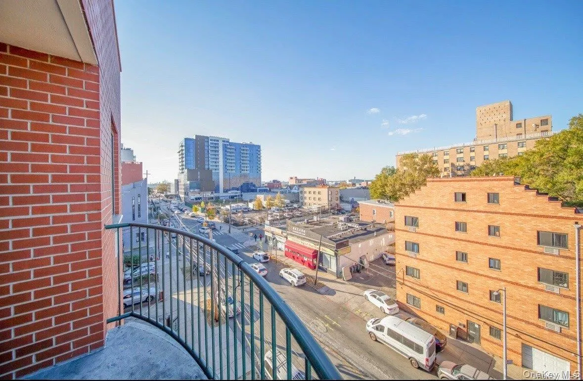 136-16 35th Avenue, New York, NY, 2 Bedrooms Bedrooms, 5 Rooms Rooms,2 BathroomsBathrooms,Residential,For Rent,35th,0,1011663 136-16 35th Avenue, New York, NY, 2 Bedrooms Bedrooms, 5 Rooms Rooms,2 BathroomsBathrooms,Residential,For Rent,35th,0,1011663