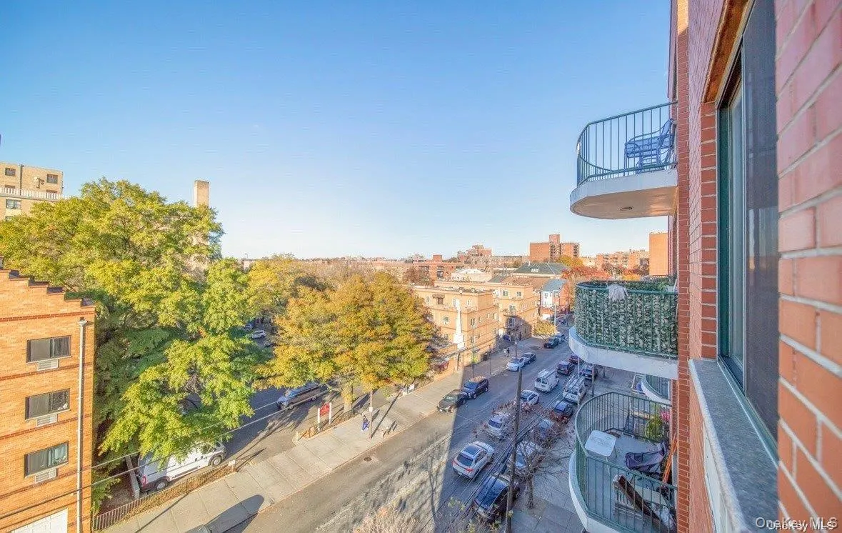 136-16 35th Avenue, New York, NY, 2 Bedrooms Bedrooms, 5 Rooms Rooms,2 BathroomsBathrooms,Residential,For Rent,35th,0,1011663 136-16 35th Avenue, New York, NY, 2 Bedrooms Bedrooms, 5 Rooms Rooms,2 BathroomsBathrooms,Residential,For Rent,35th,0,1011663
